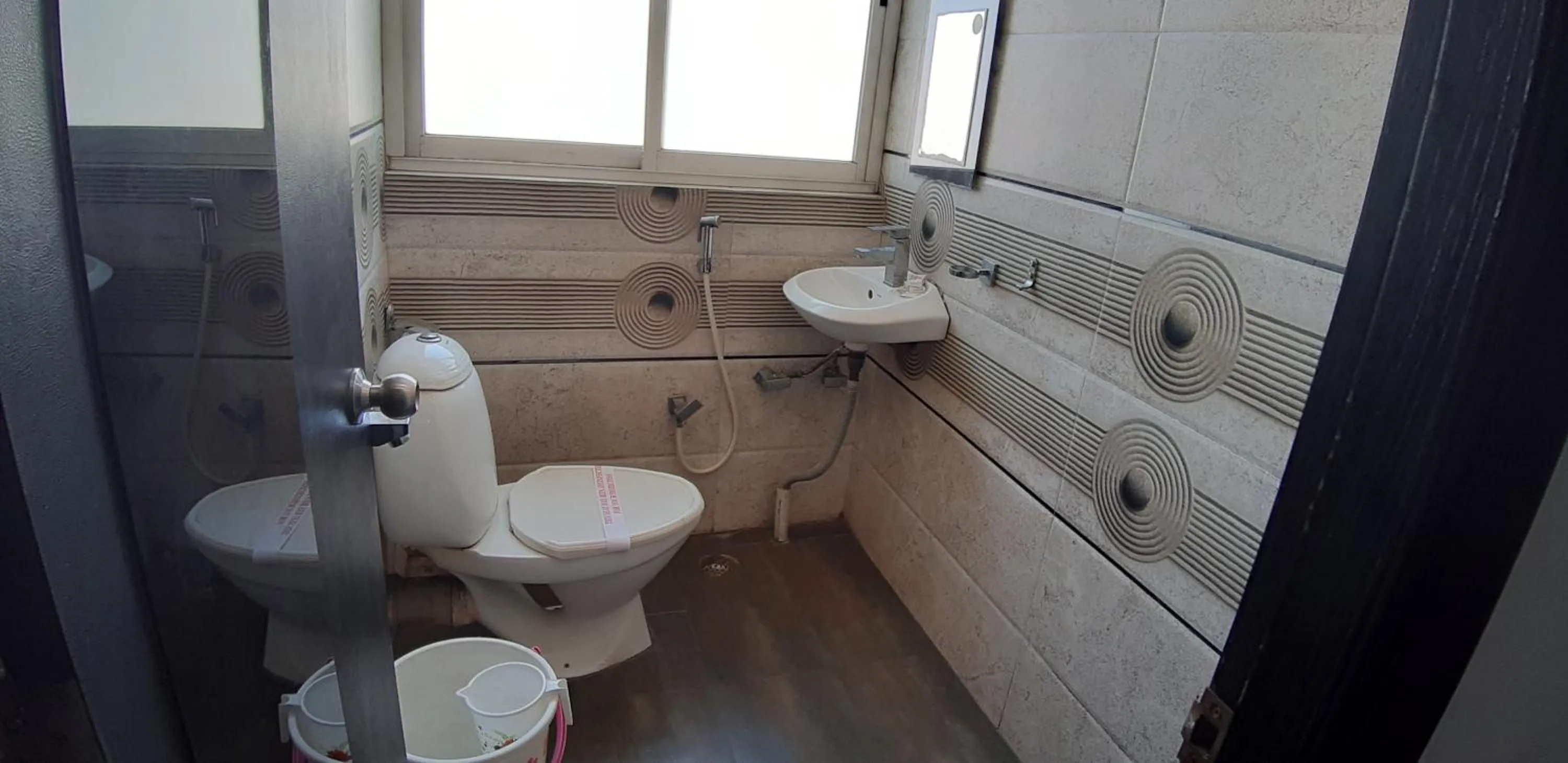 Toilet in Hiland Inn The Boutique Hotel