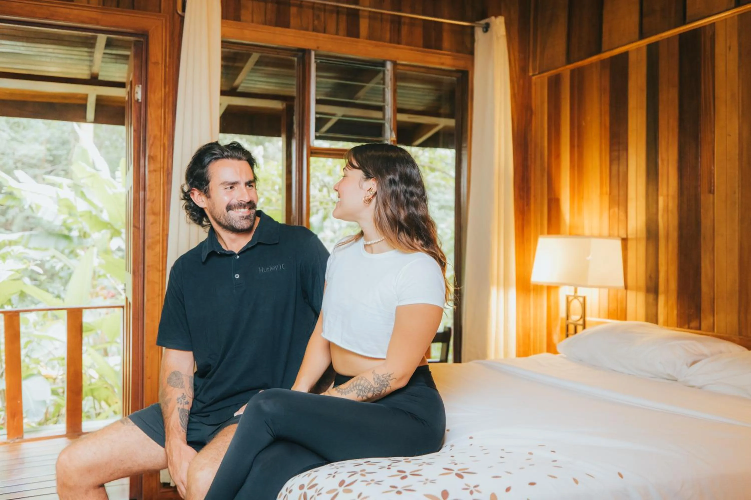 Guests, Bed in Jaguarundi Jungle Lodge - Monteverde
