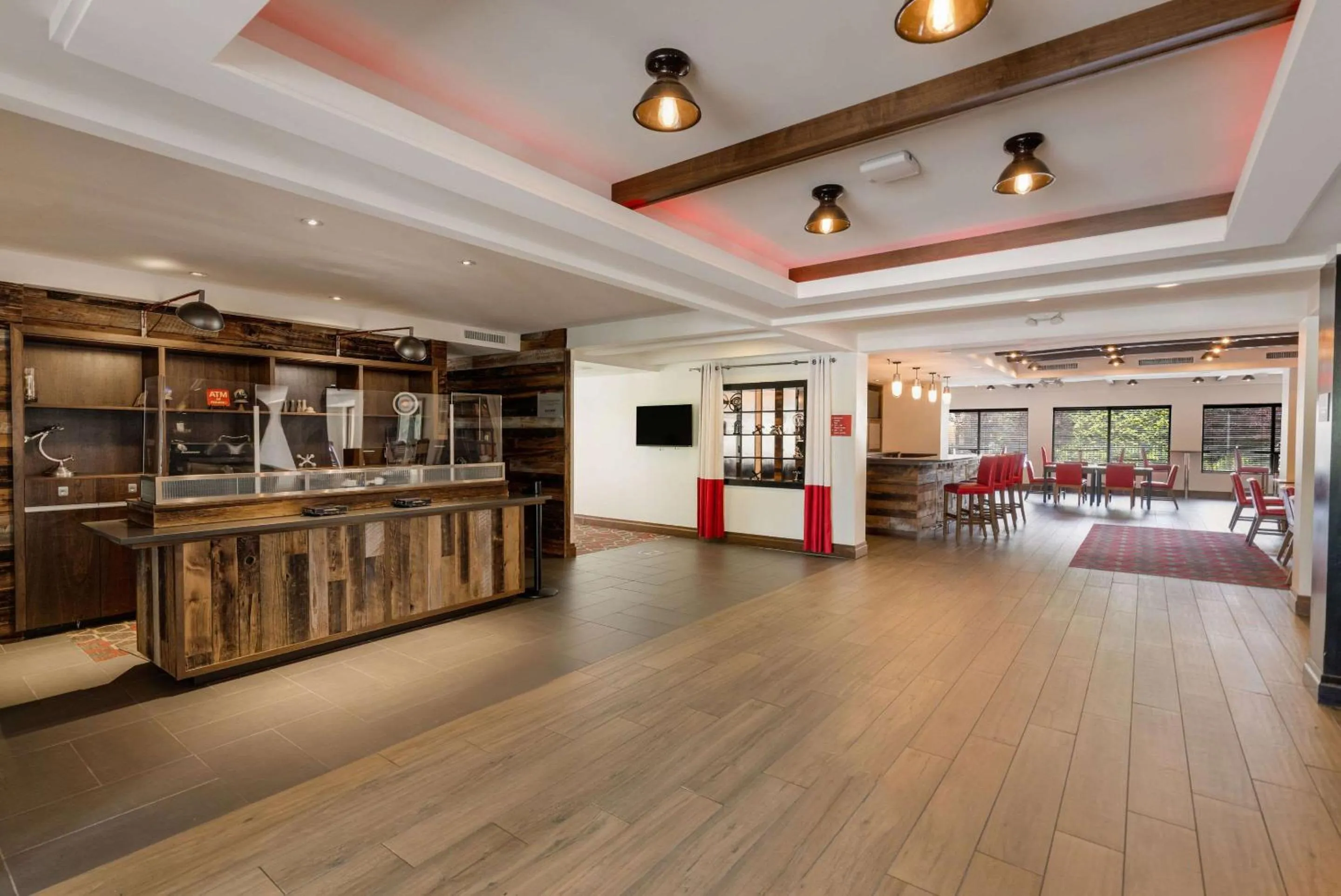 Lobby or reception in The Crossroads Hotel - Newburgh