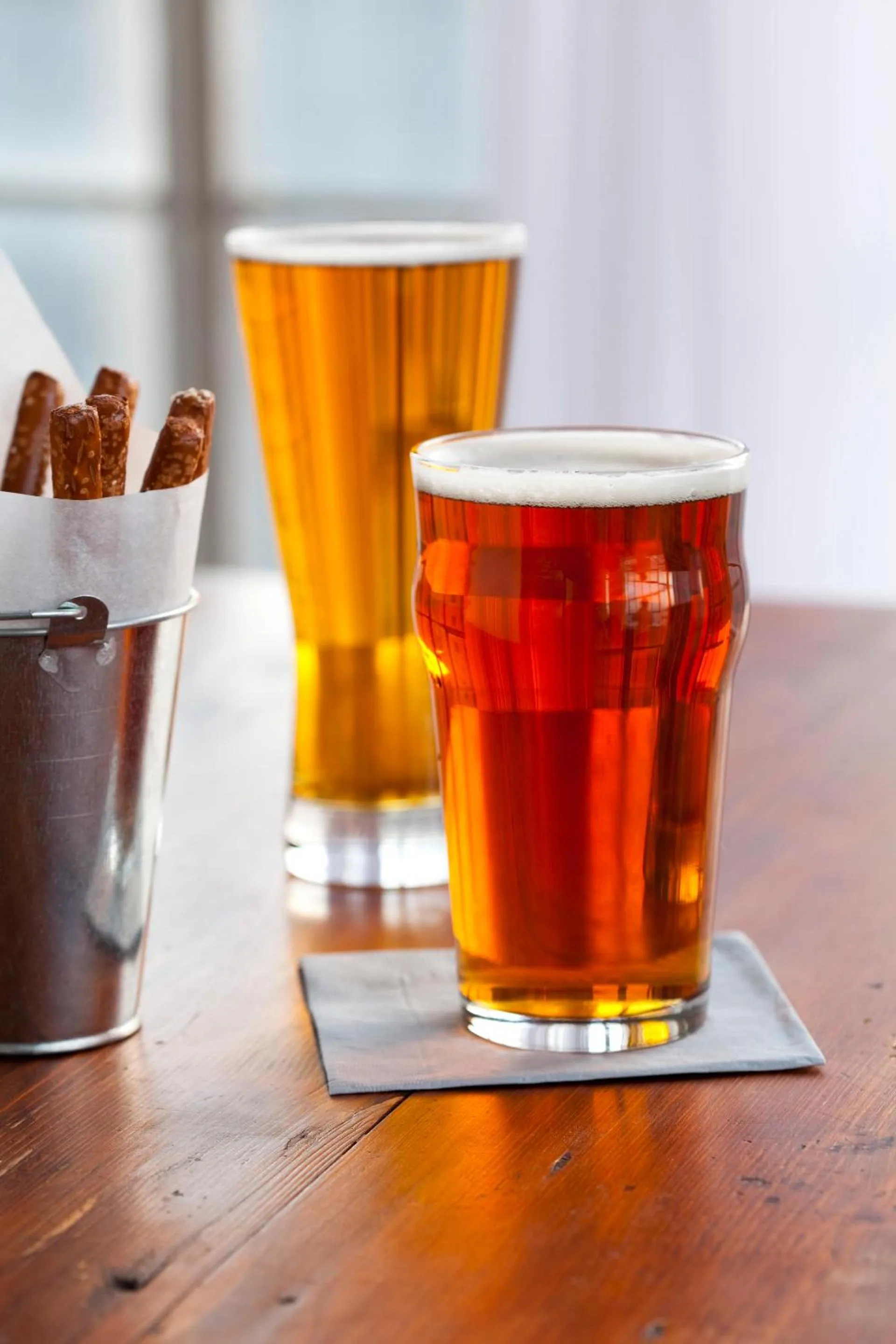 Lounge or bar in The Crossroads Hotel - Newburgh