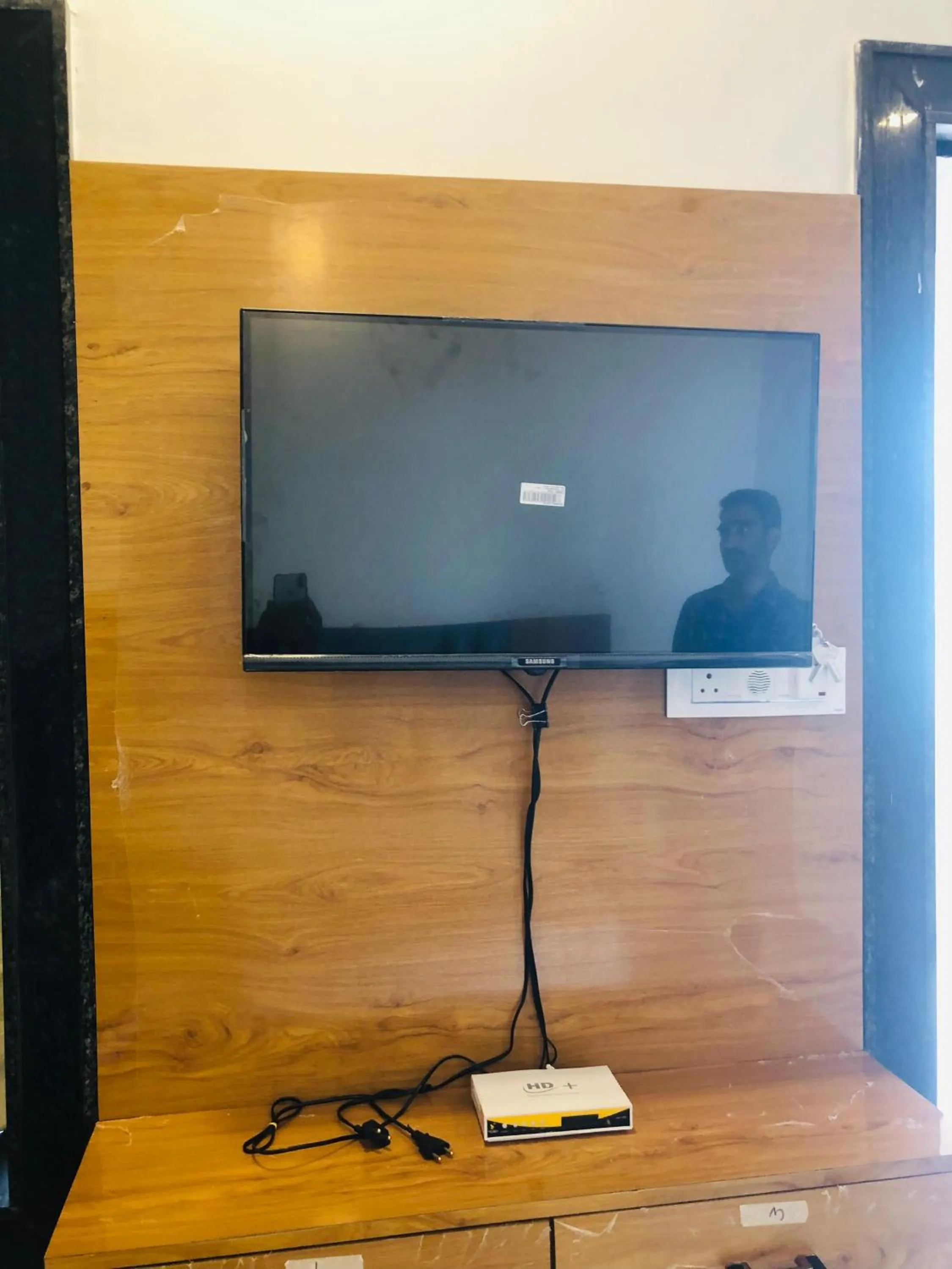 Communal lounge/ TV room in Kesariya Bagh Resort Pushkar