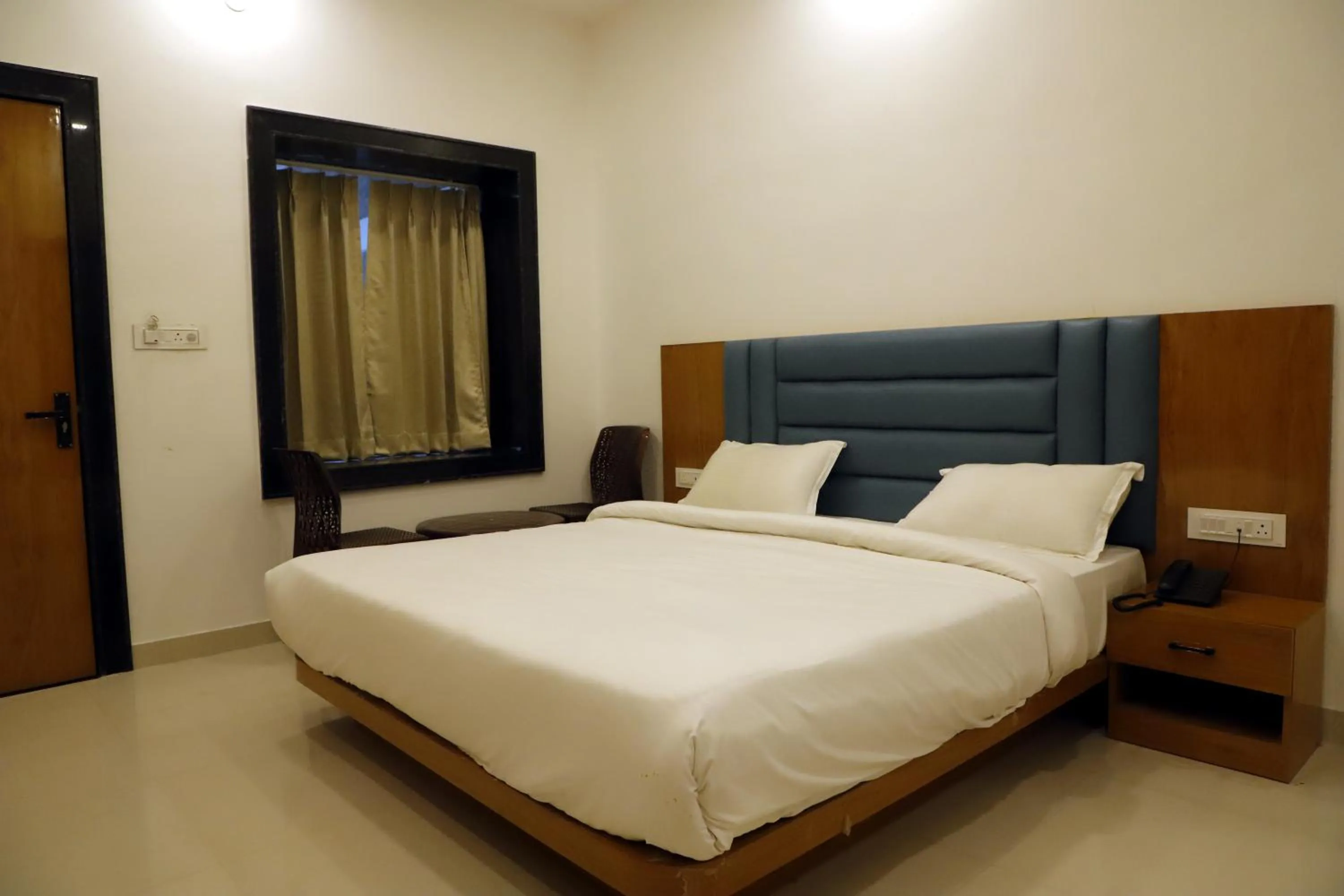 Photo of the whole room, Bed in Kesariya Bagh Resort Pushkar