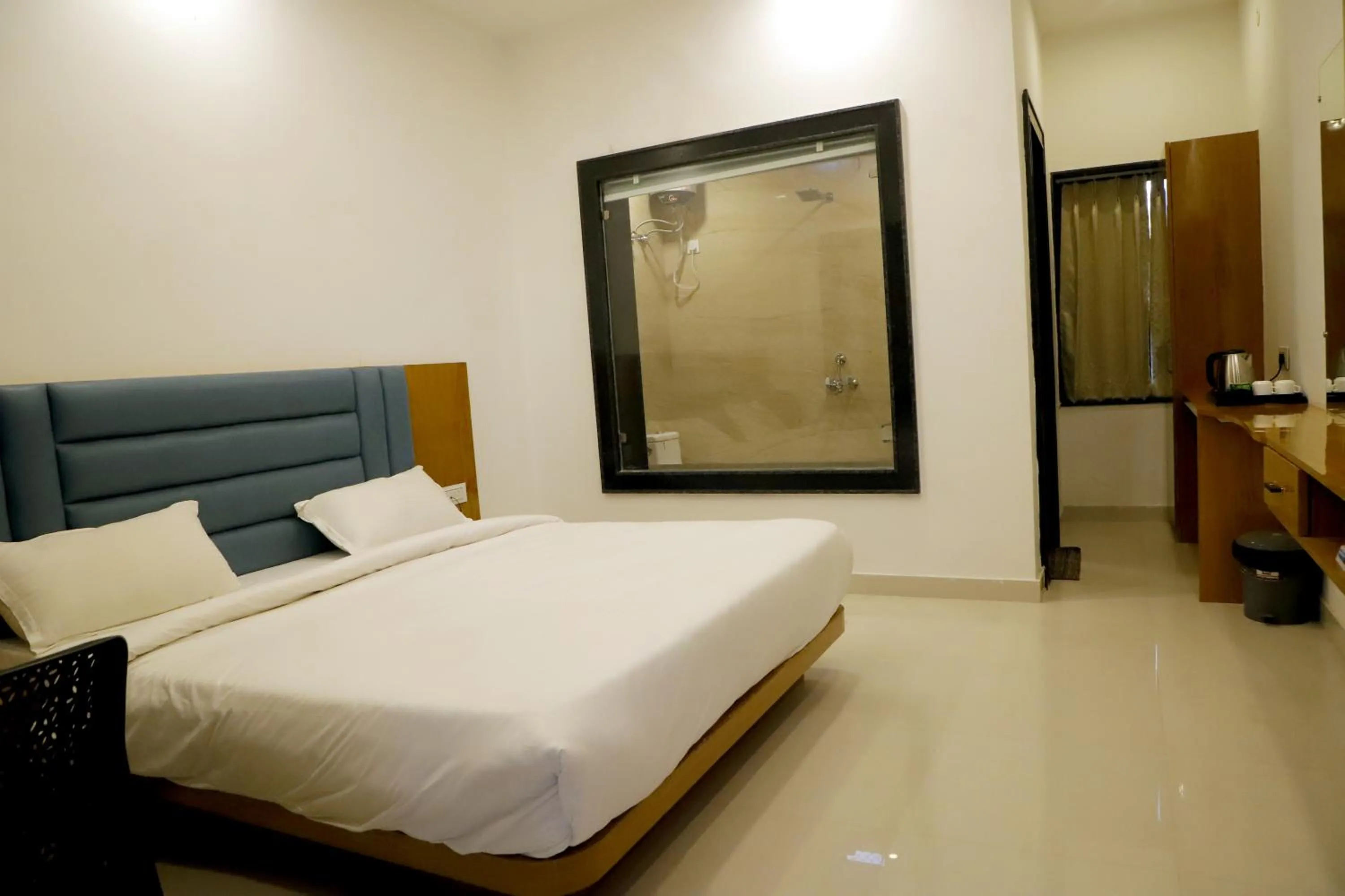 Bed in Kesariya Bagh Resort Pushkar