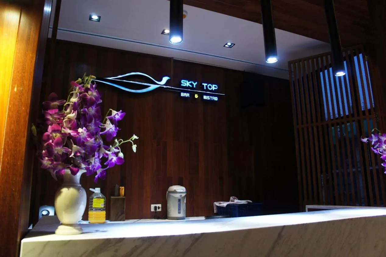 Lounge or bar in Serenotel Pattaya