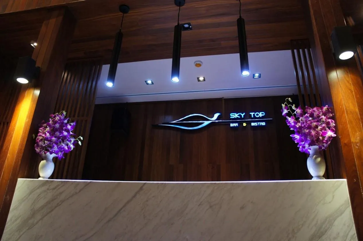 Lounge or bar in Serenotel Pattaya