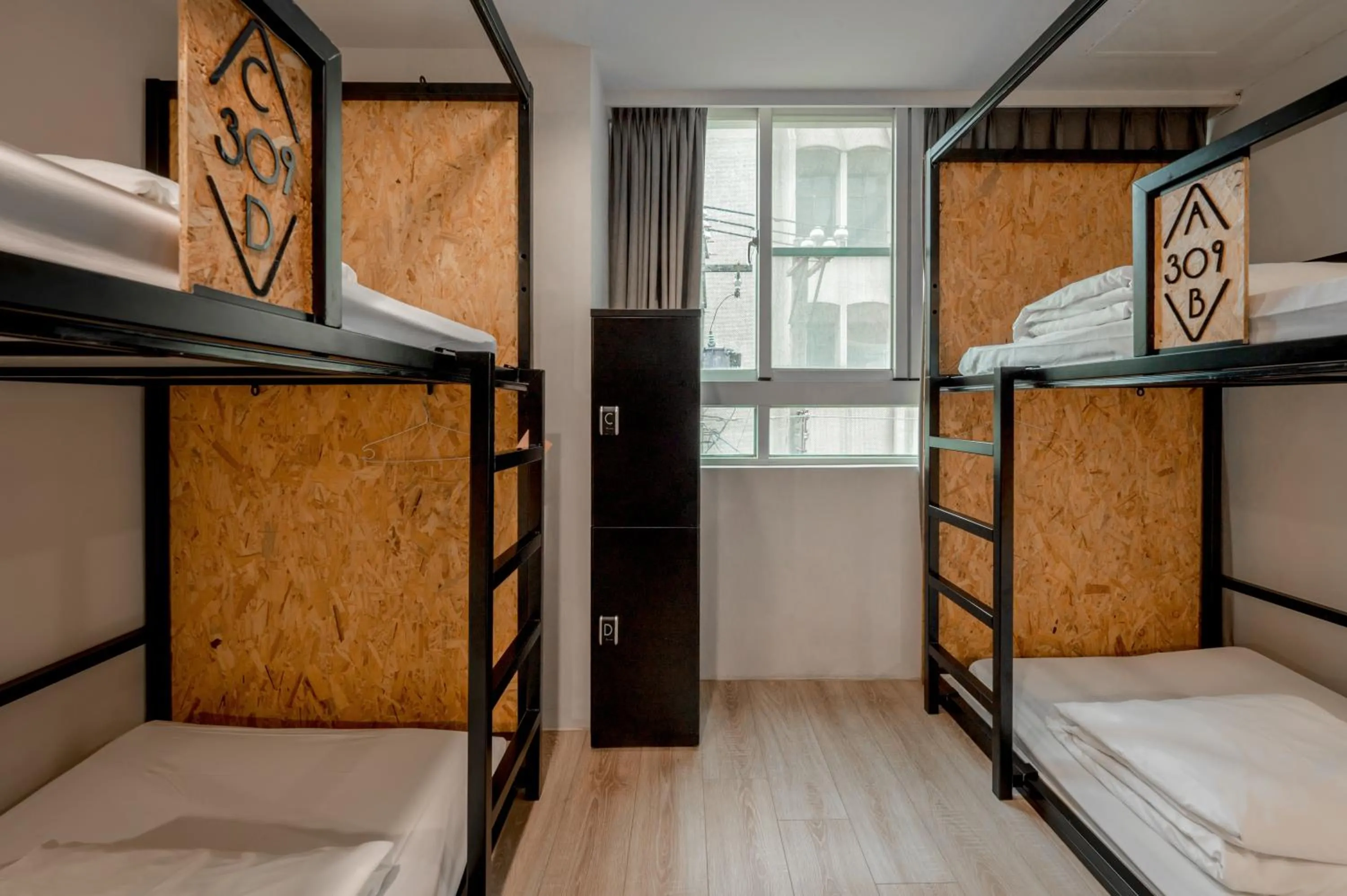 bunk bed, Bed in Light Hostel