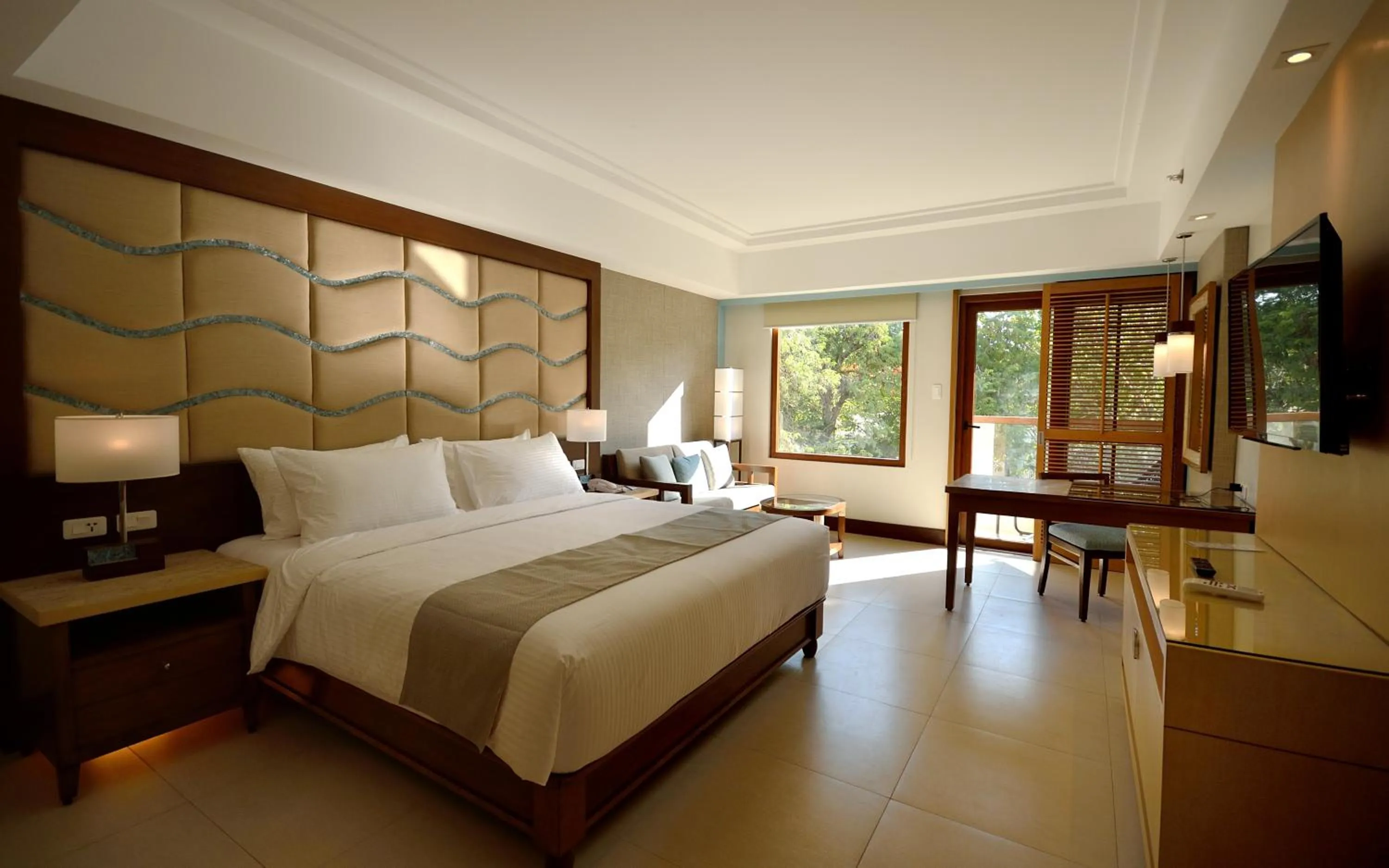 Bedroom, Bed in Henann Resort Alona Beach