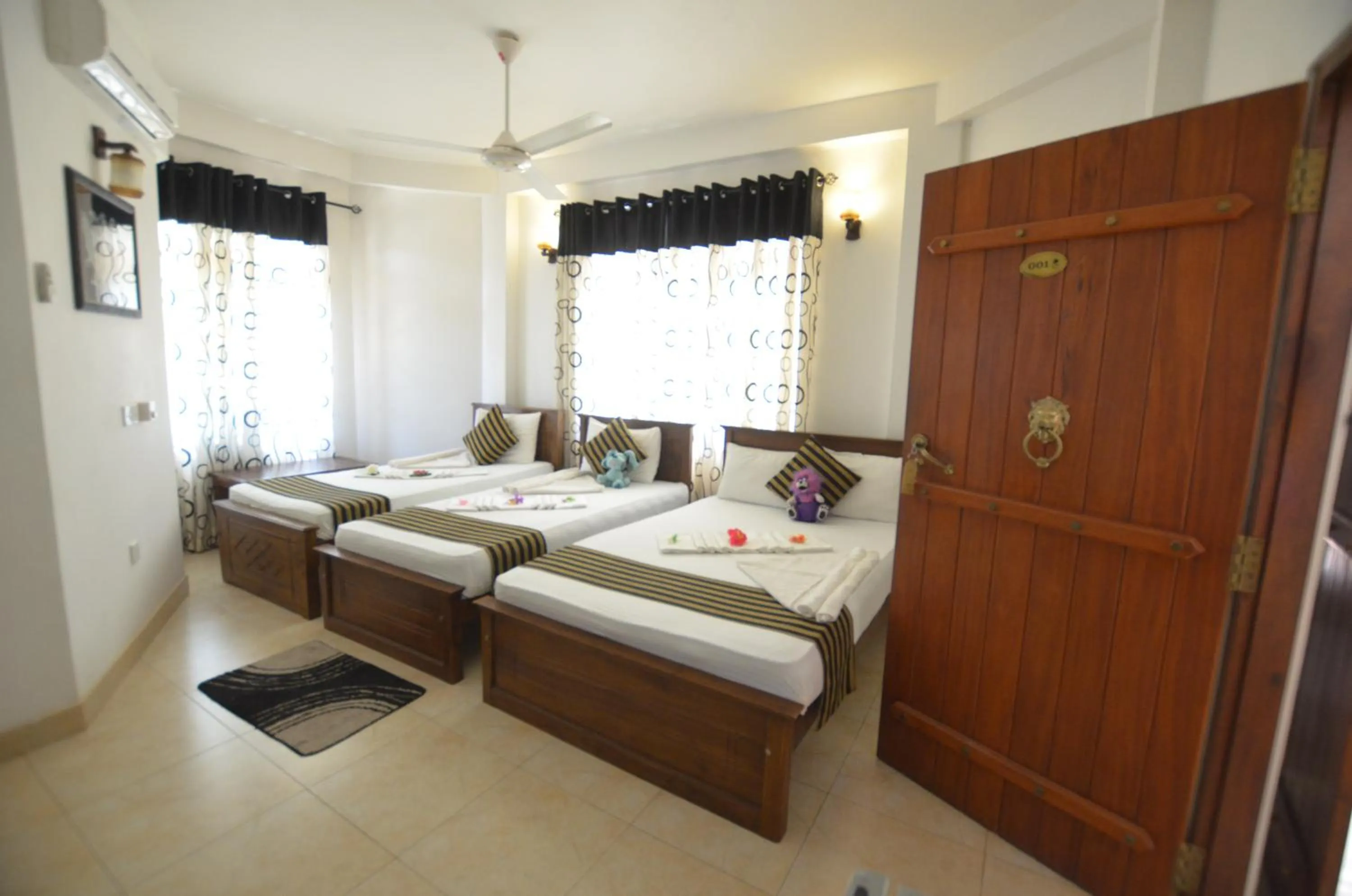 Bed in Sihilro Regency