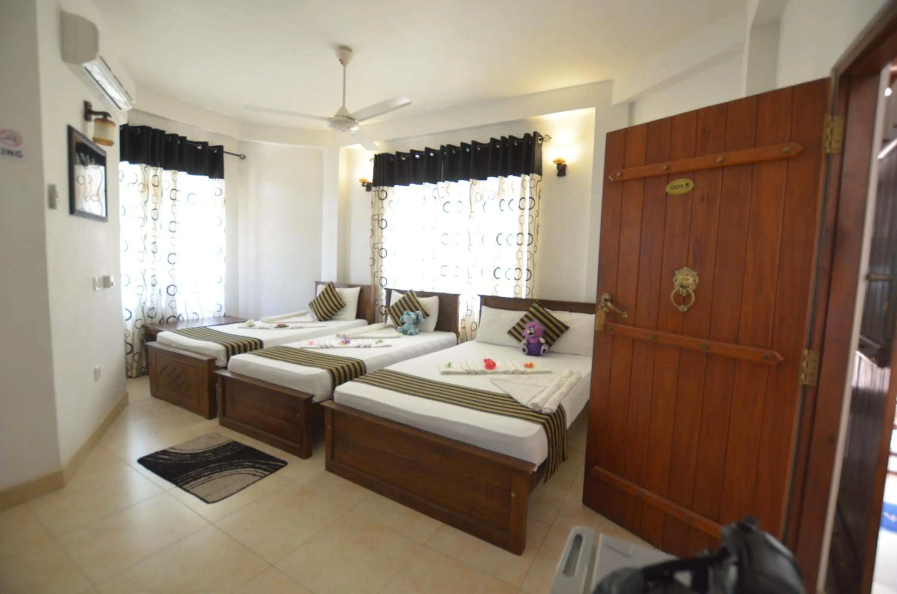 Bed in Sihilro Regency