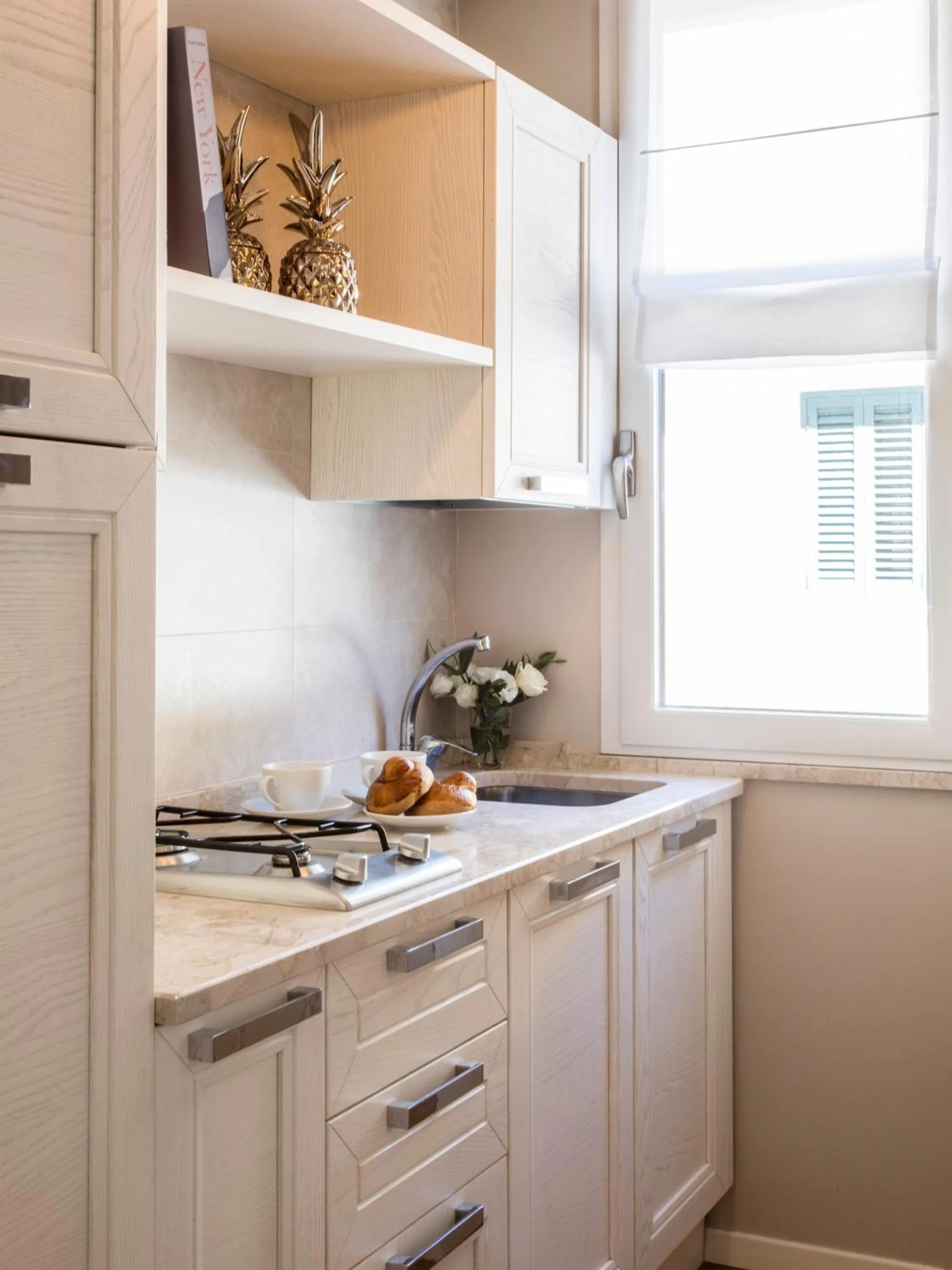 Kitchen or kitchenette in La Malandrina - Apartments & Suites