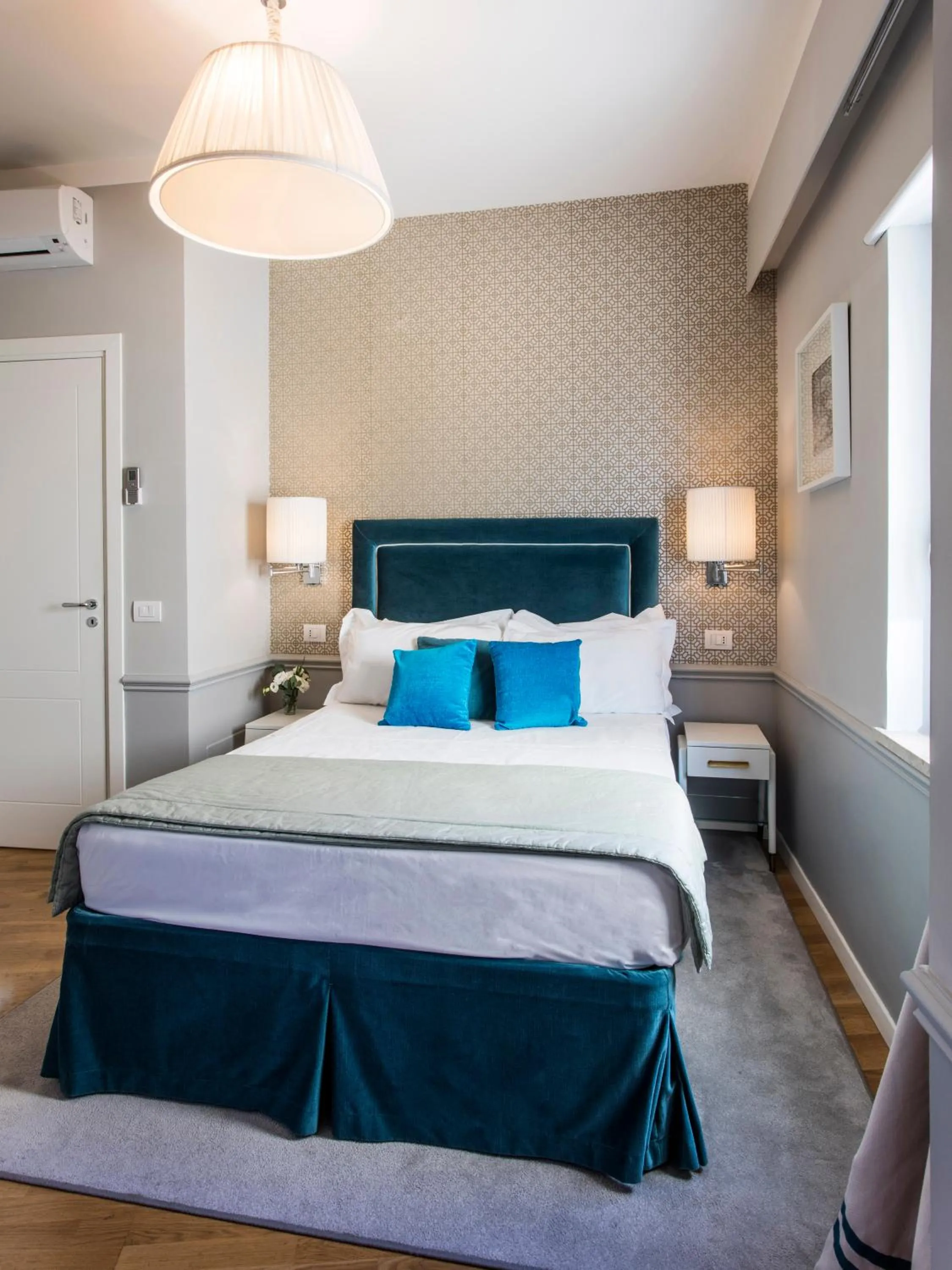 Bedroom, Bed in La Malandrina - Apartments & Suites