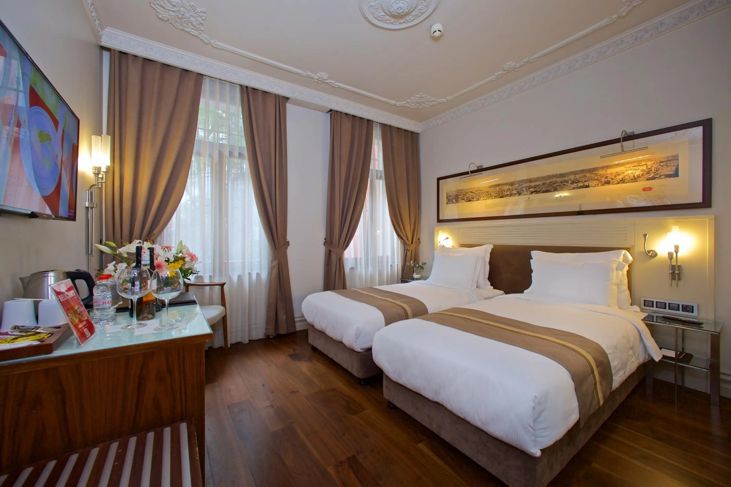 Bed in Taxim Lounge Hotel Special Category