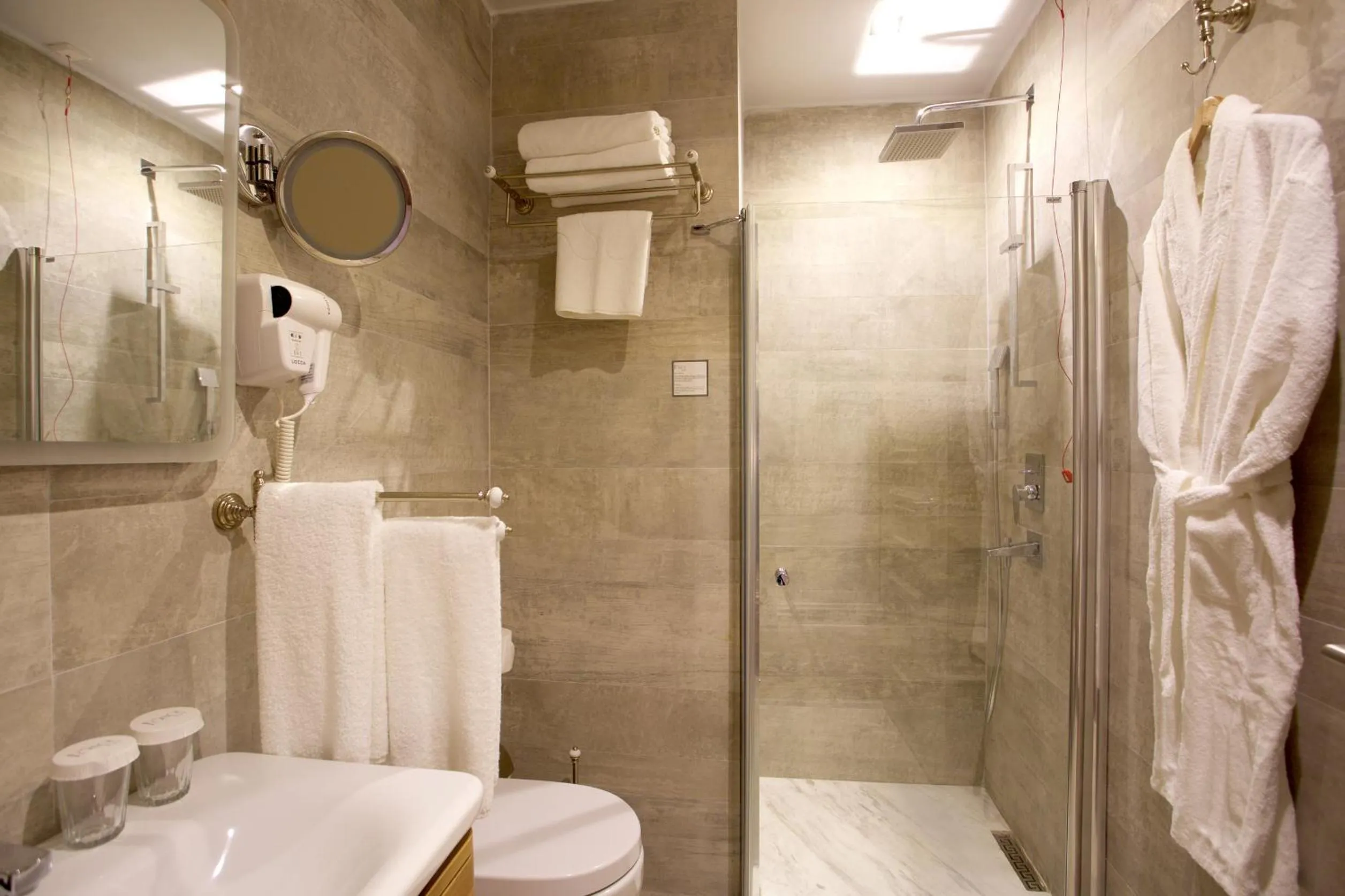 Bathroom in Taxim Lounge Hotel Special Category