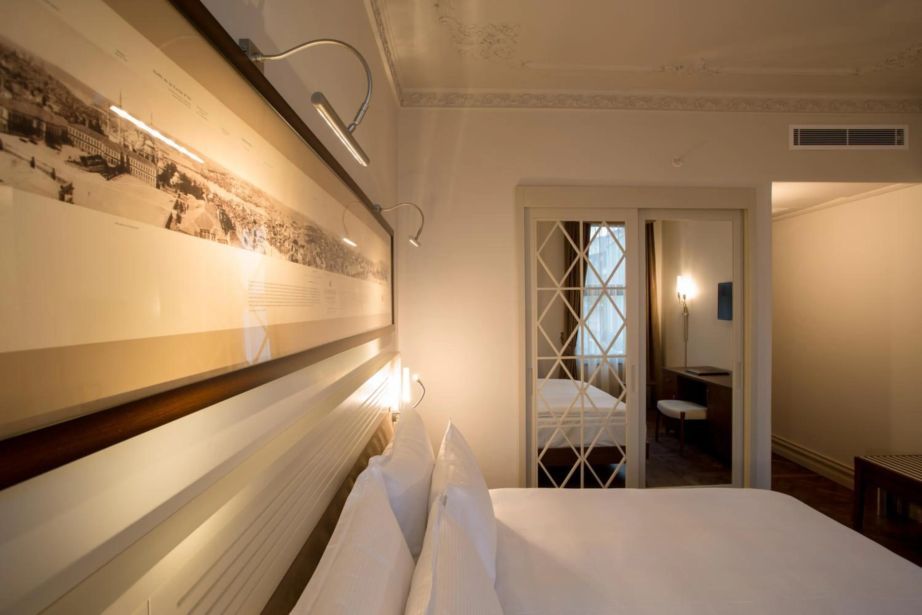 Bed in Taxim Lounge Hotel Special Category