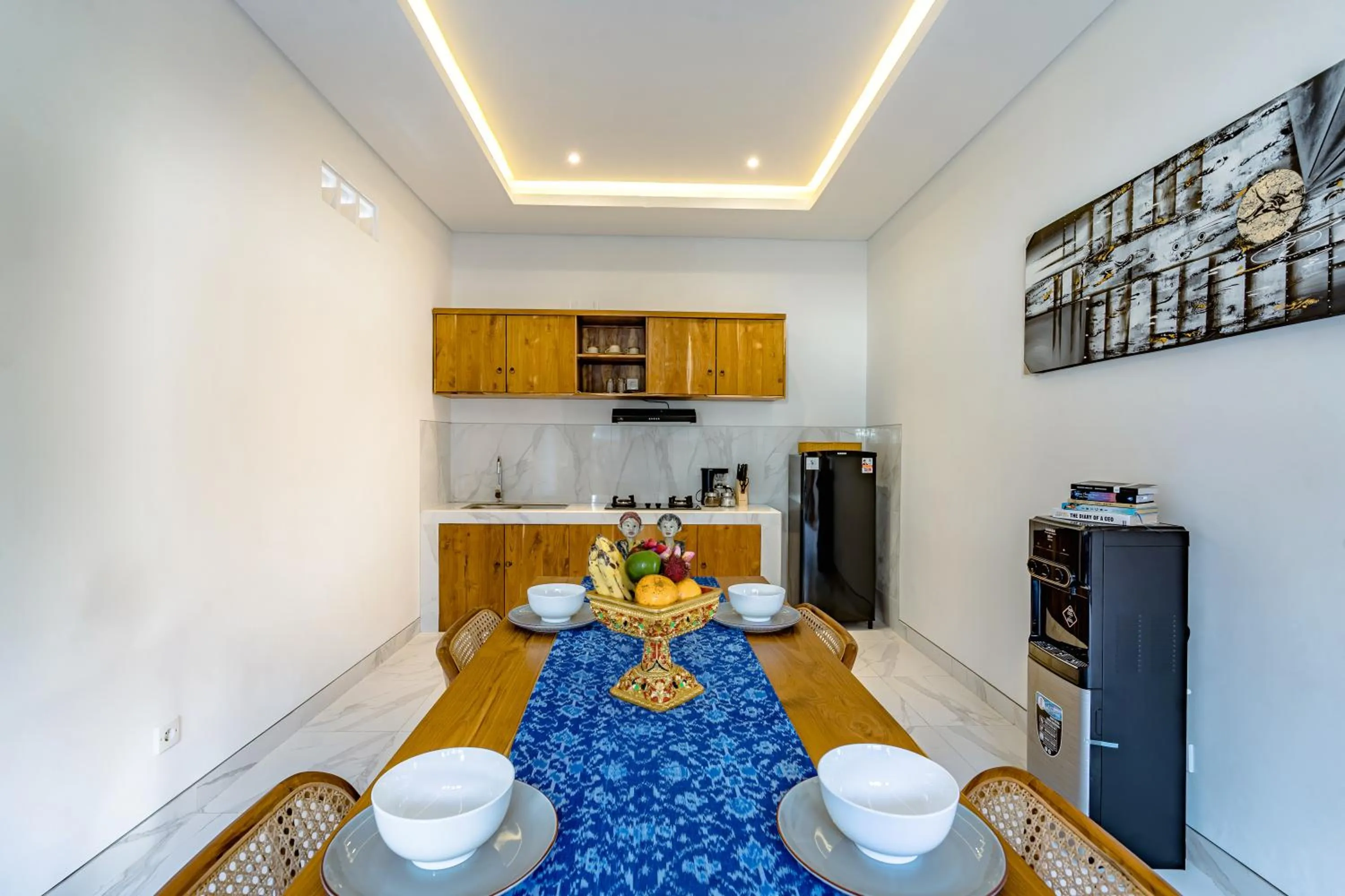 Kitchen or kitchenette in Sapta D'Villa Residence by Purely