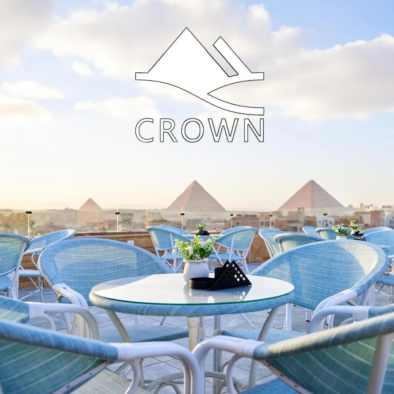 Restaurant/places to eat in Crown Pyramids View Hotel