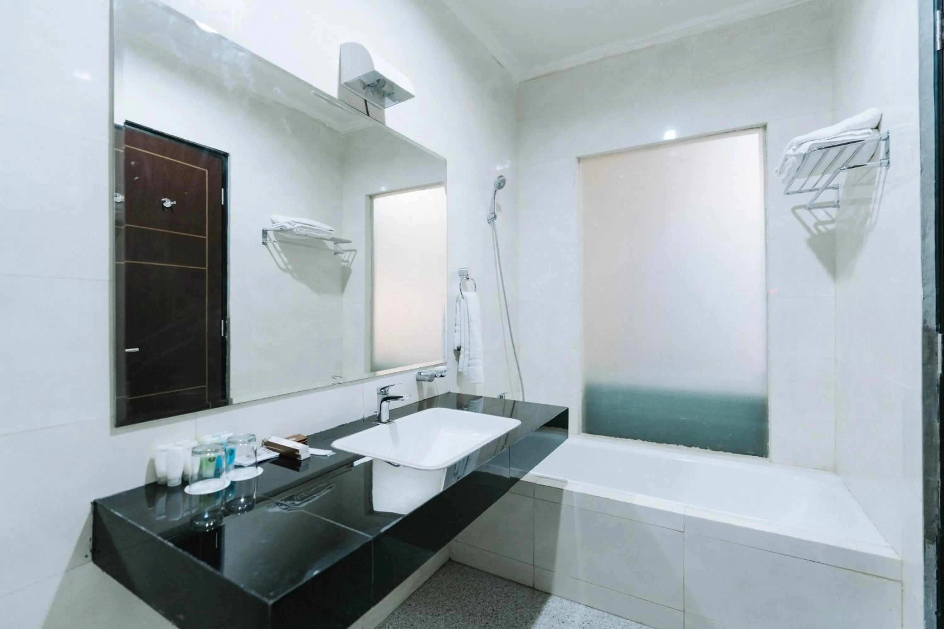 Bathroom in De Balen Soultan Hotel