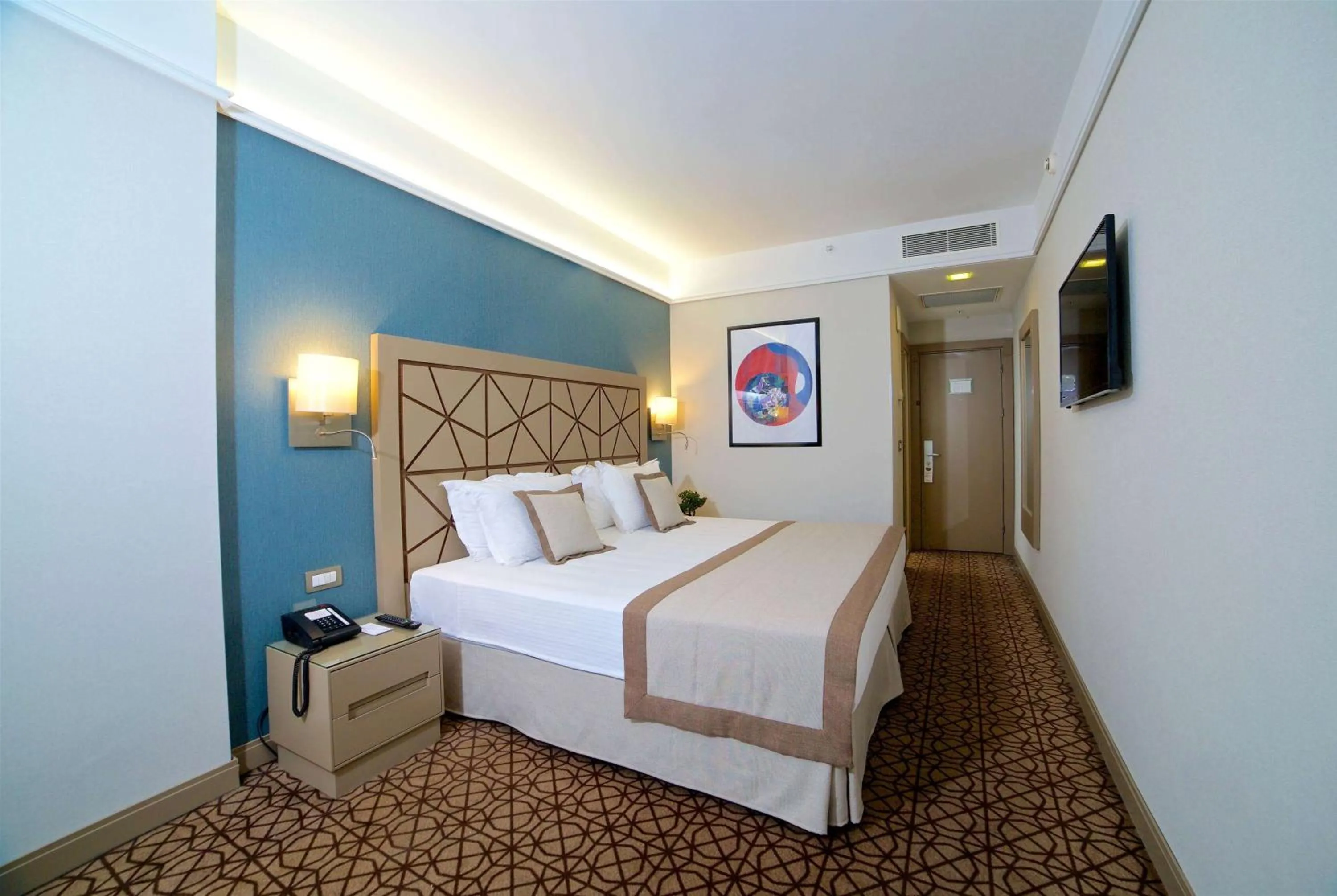 Photo of the whole room, Bed in Ramada By Wyndham İstanbul Taksim