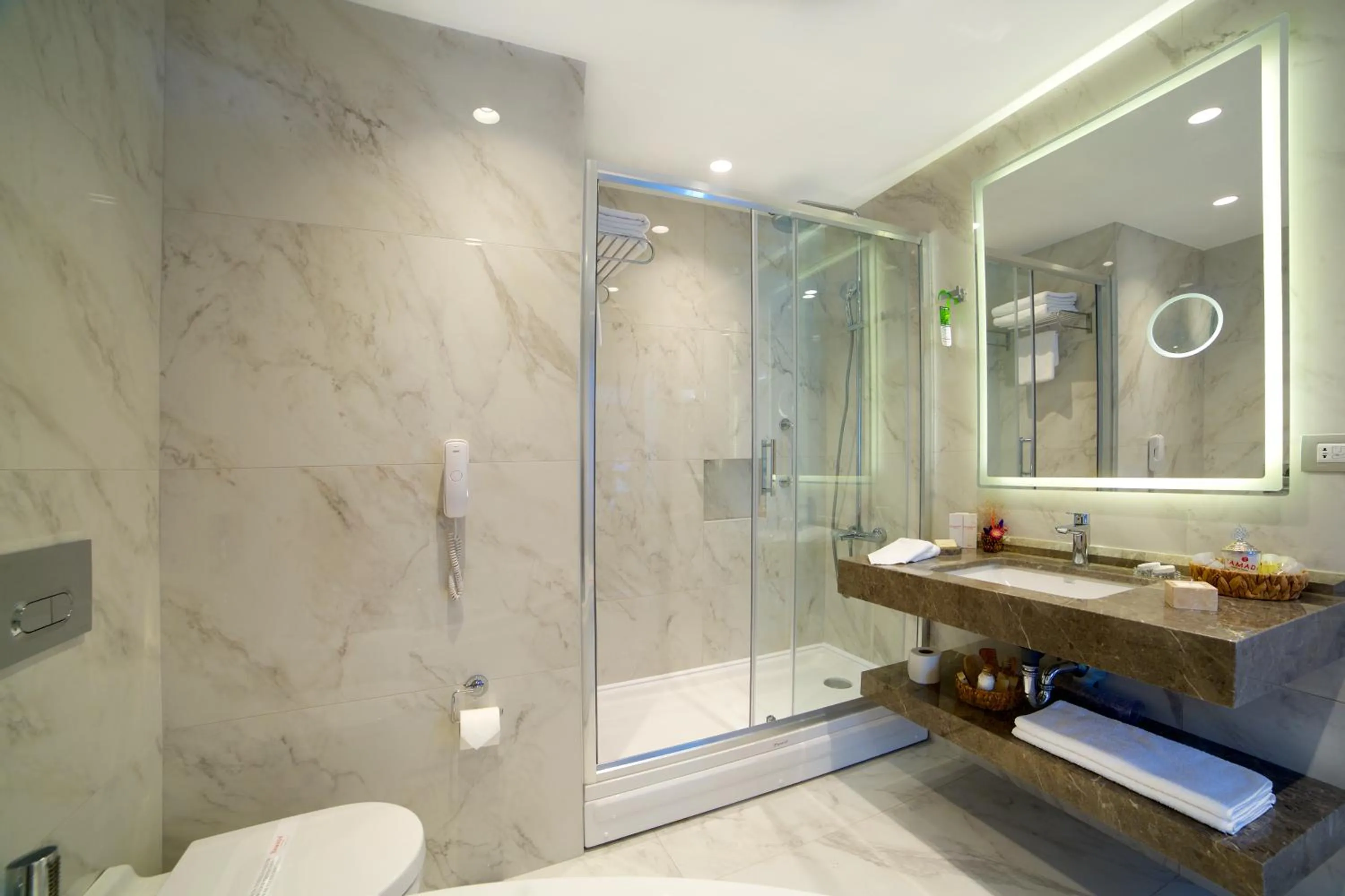 Shower in Ramada By Wyndham İstanbul Taksim