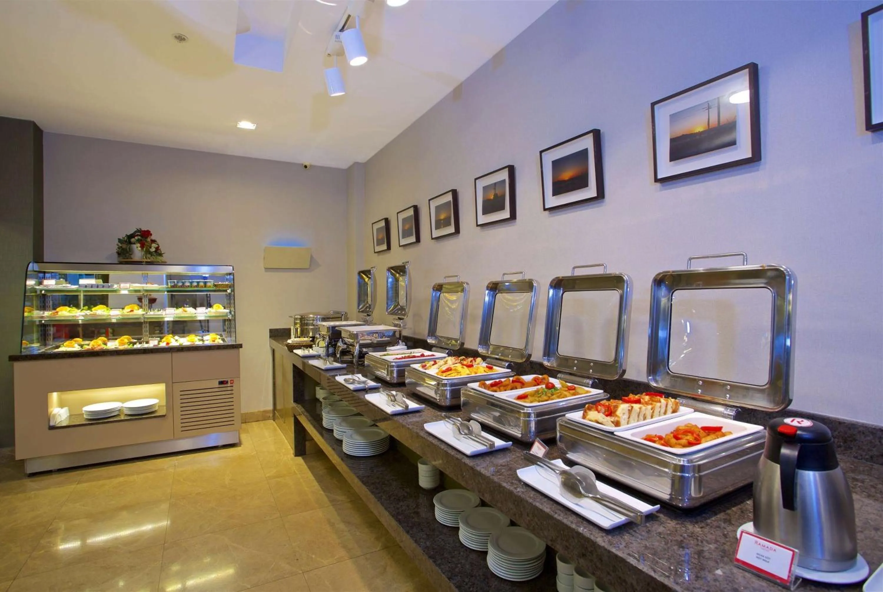 Restaurant/places to eat in Ramada By Wyndham İstanbul Taksim