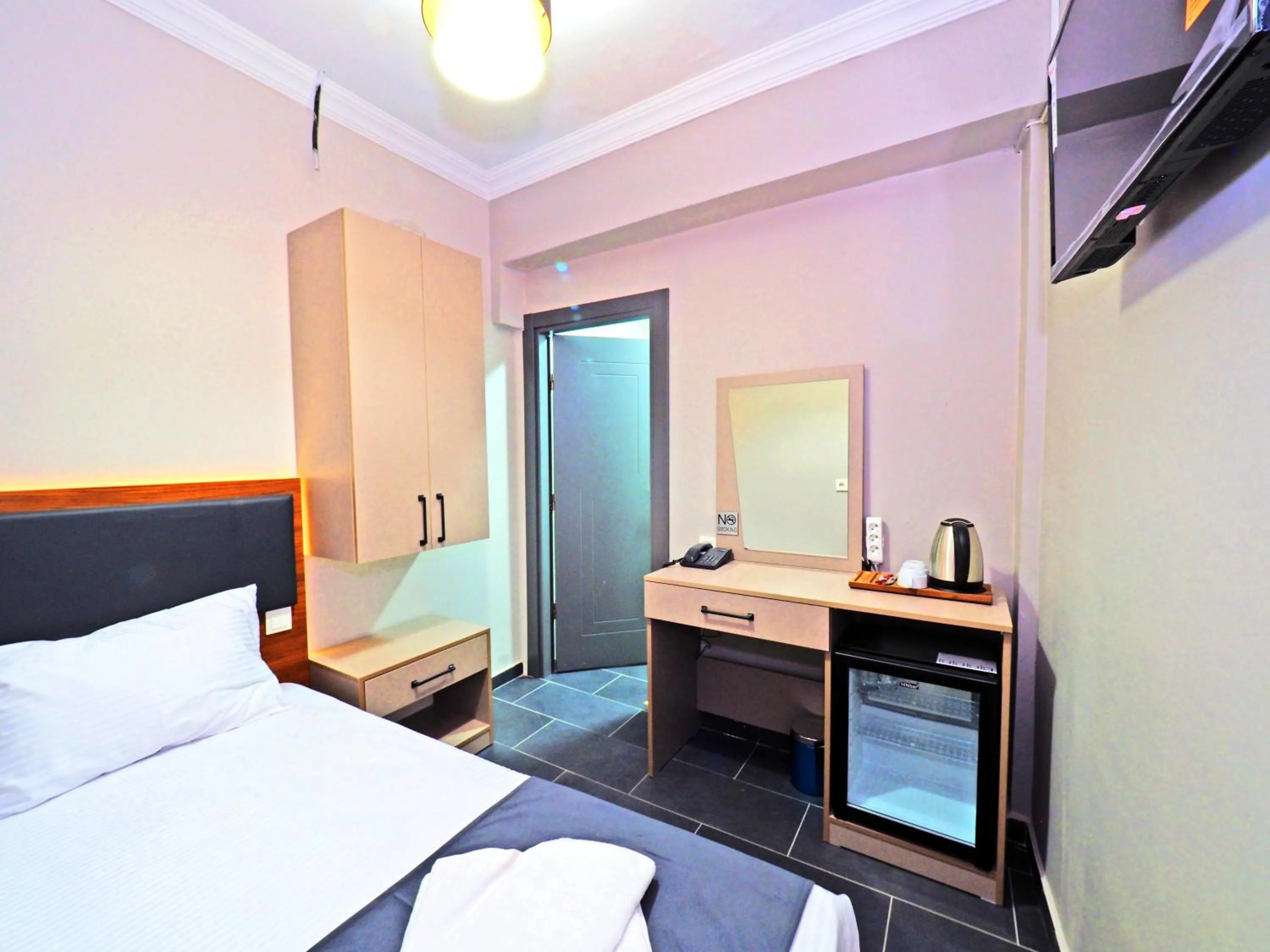 Bed in Diamond Hotel Old Town