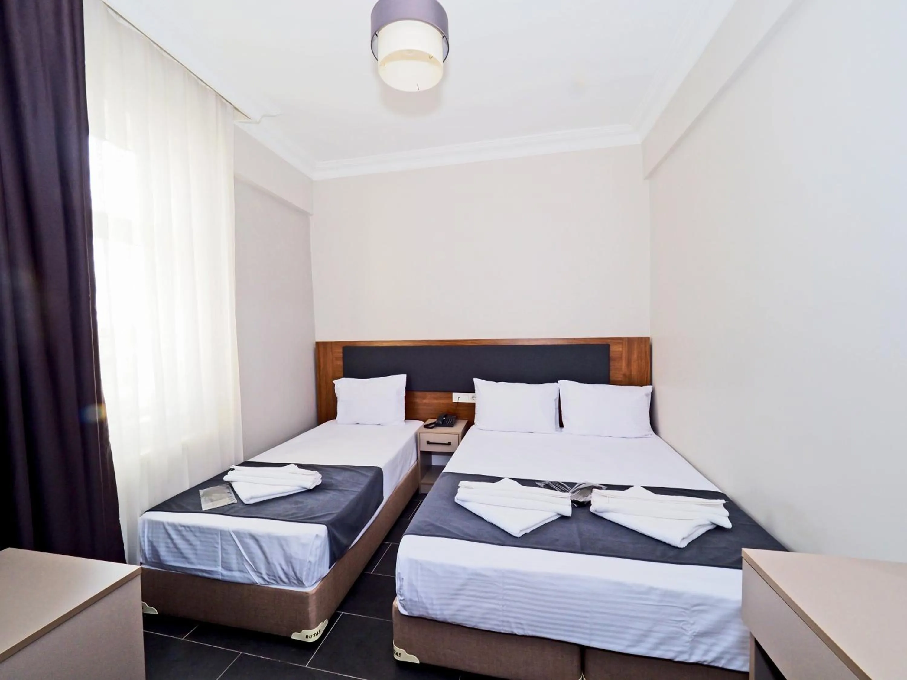 Bed in Diamond Hotel Old Town