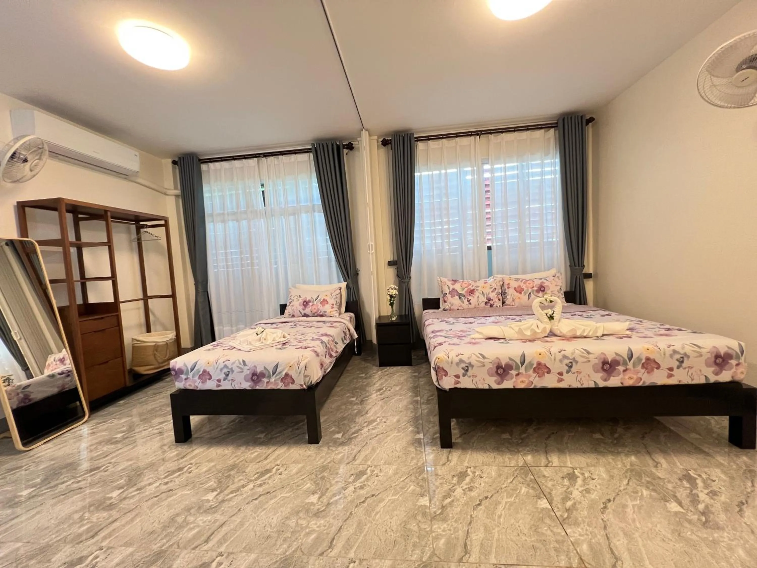 Bedroom, Bed in Garden House Rice Field and Mountain View