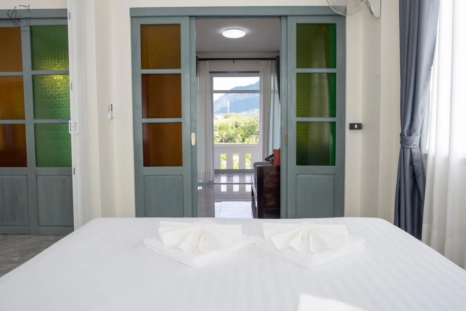 Bedroom, Bed in Garden House Rice Field and Mountain View