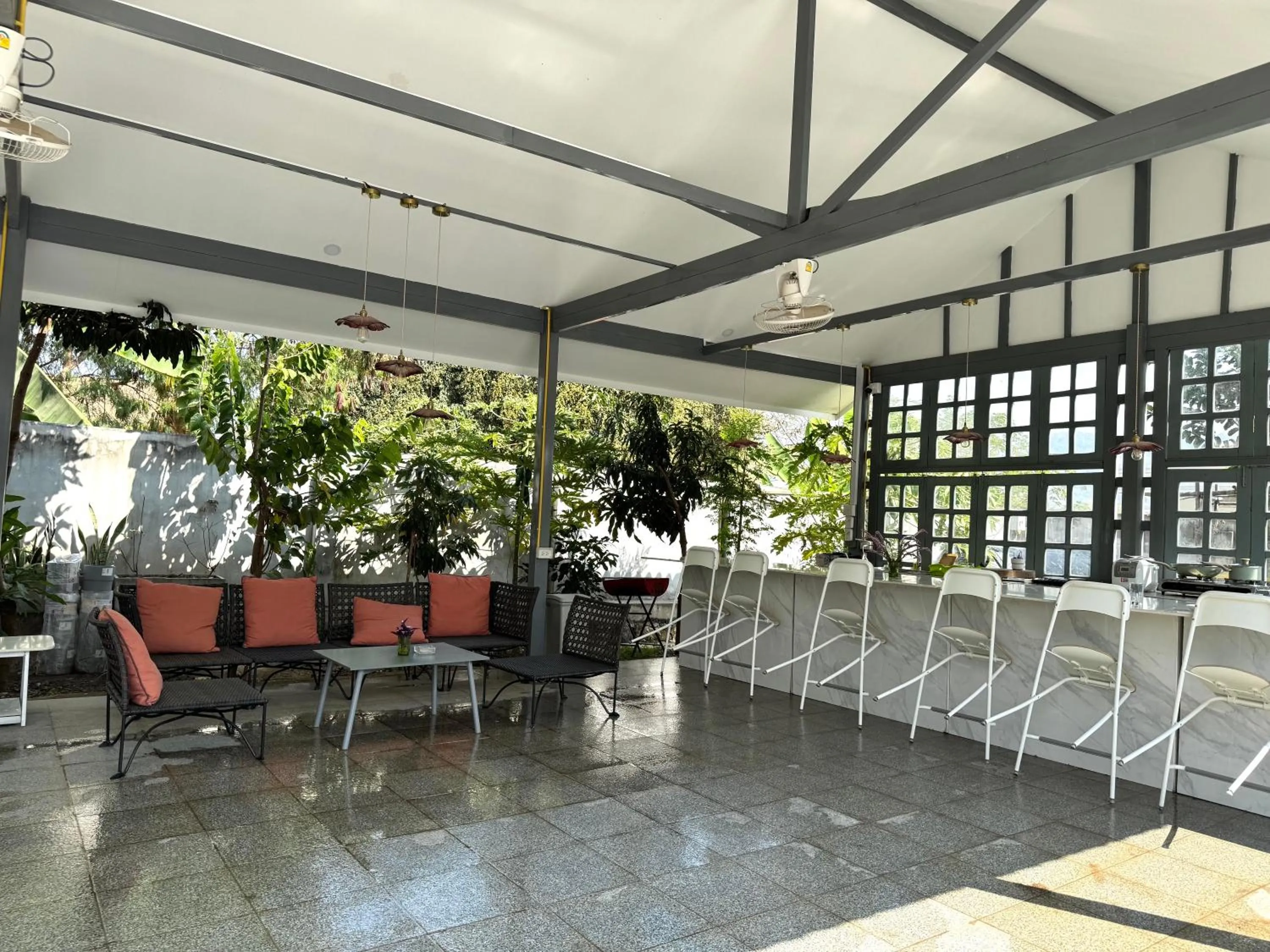 Communal kitchen in Garden House Rice Field and Mountain View