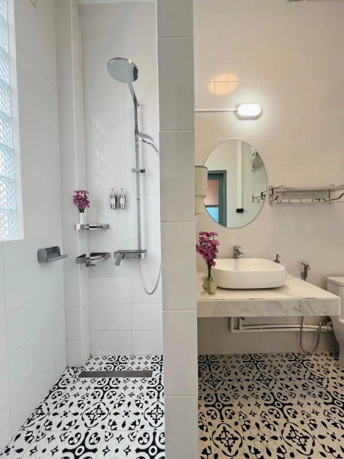 Property building in Garden House Rice Field and Mountain View