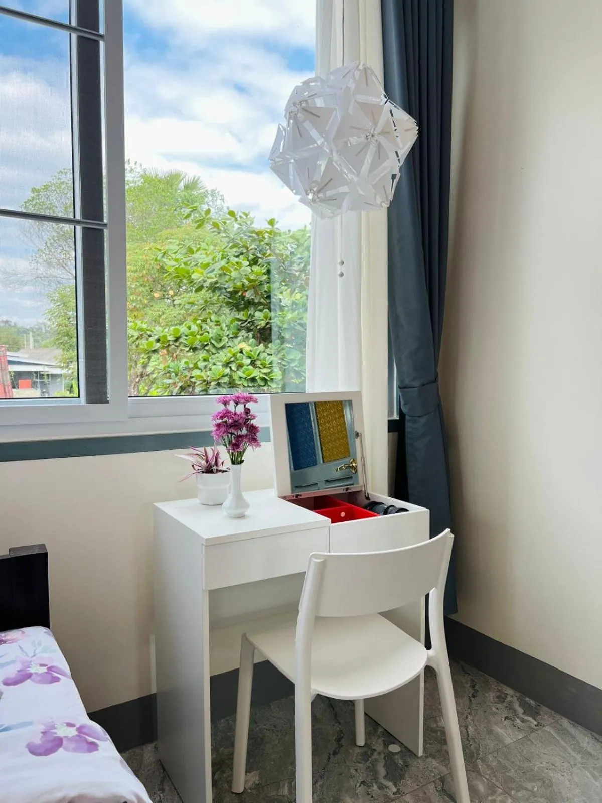 Bedroom, Bed in Garden House Rice Field and Mountain View