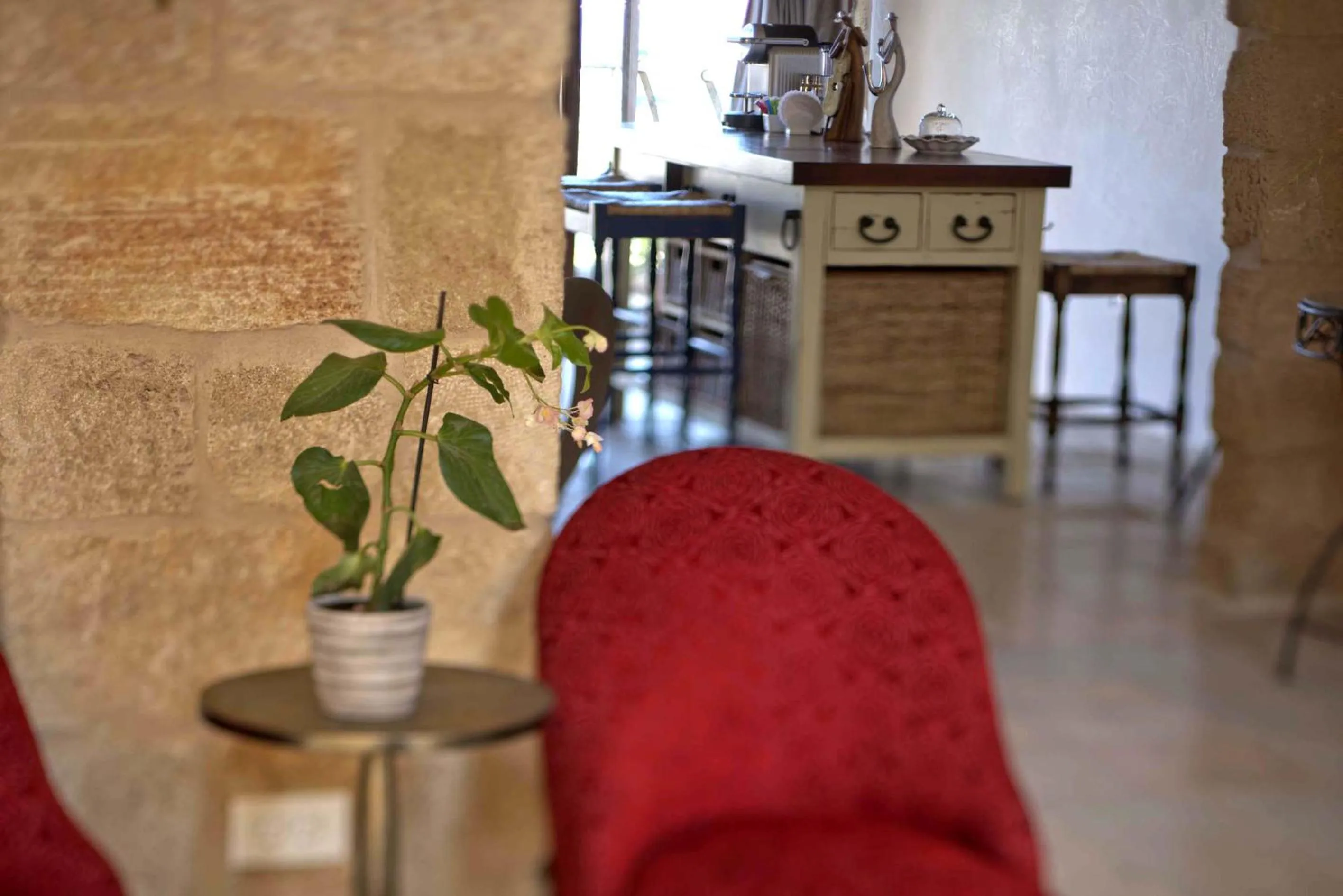 Decorative detail in L'Auberge de la Mer