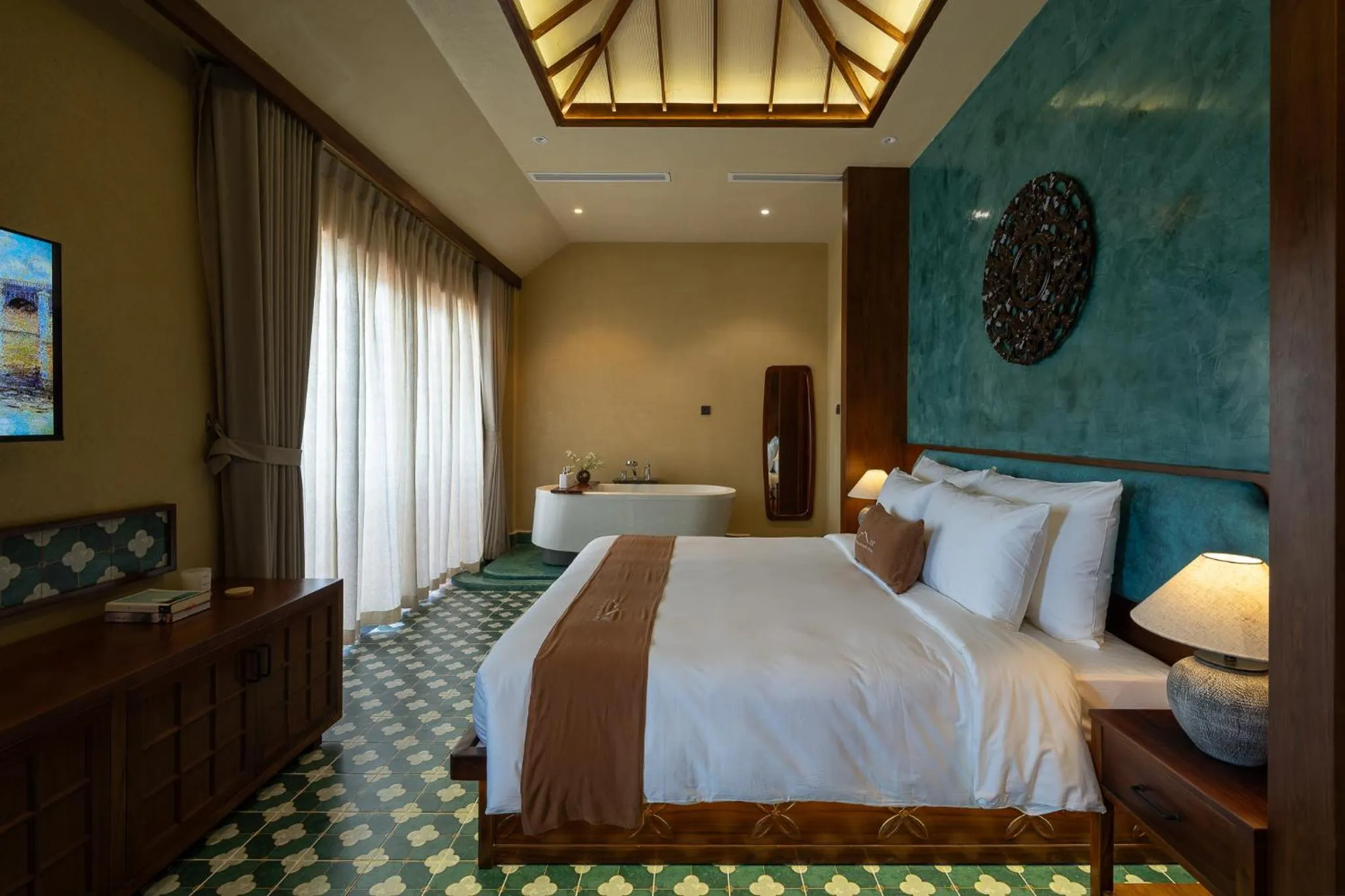 Photo of the whole room, Bed in The Mist Boutique DaLat Hotel