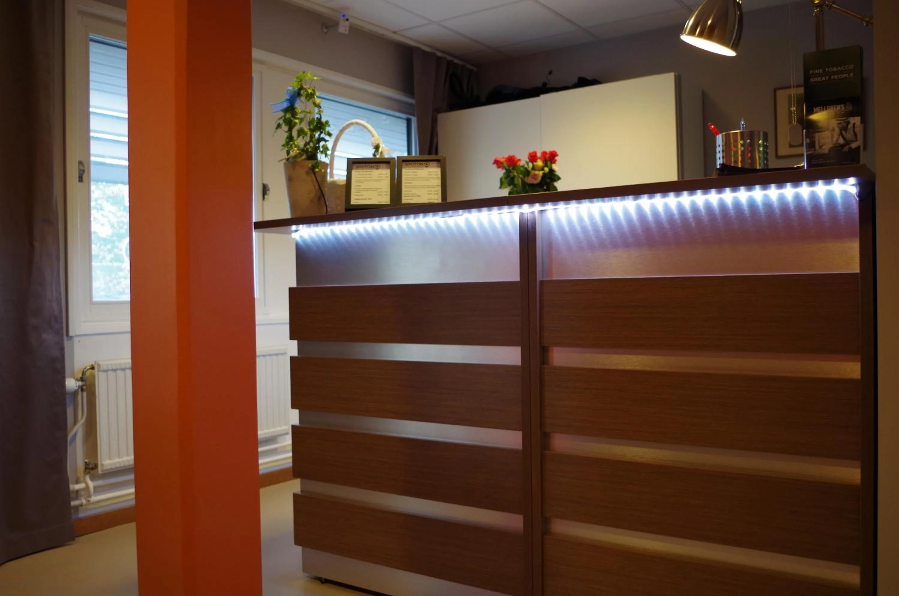 Lobby or reception in Spoton Hostel & Sportsbar