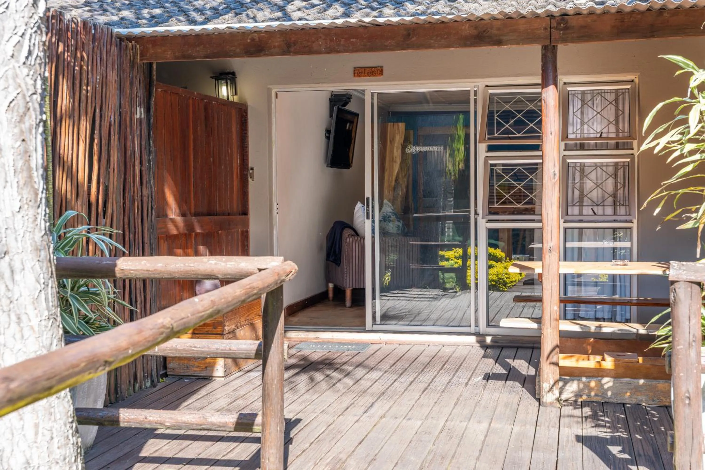 Balcony/Terrace in Tidewaters River Lodge