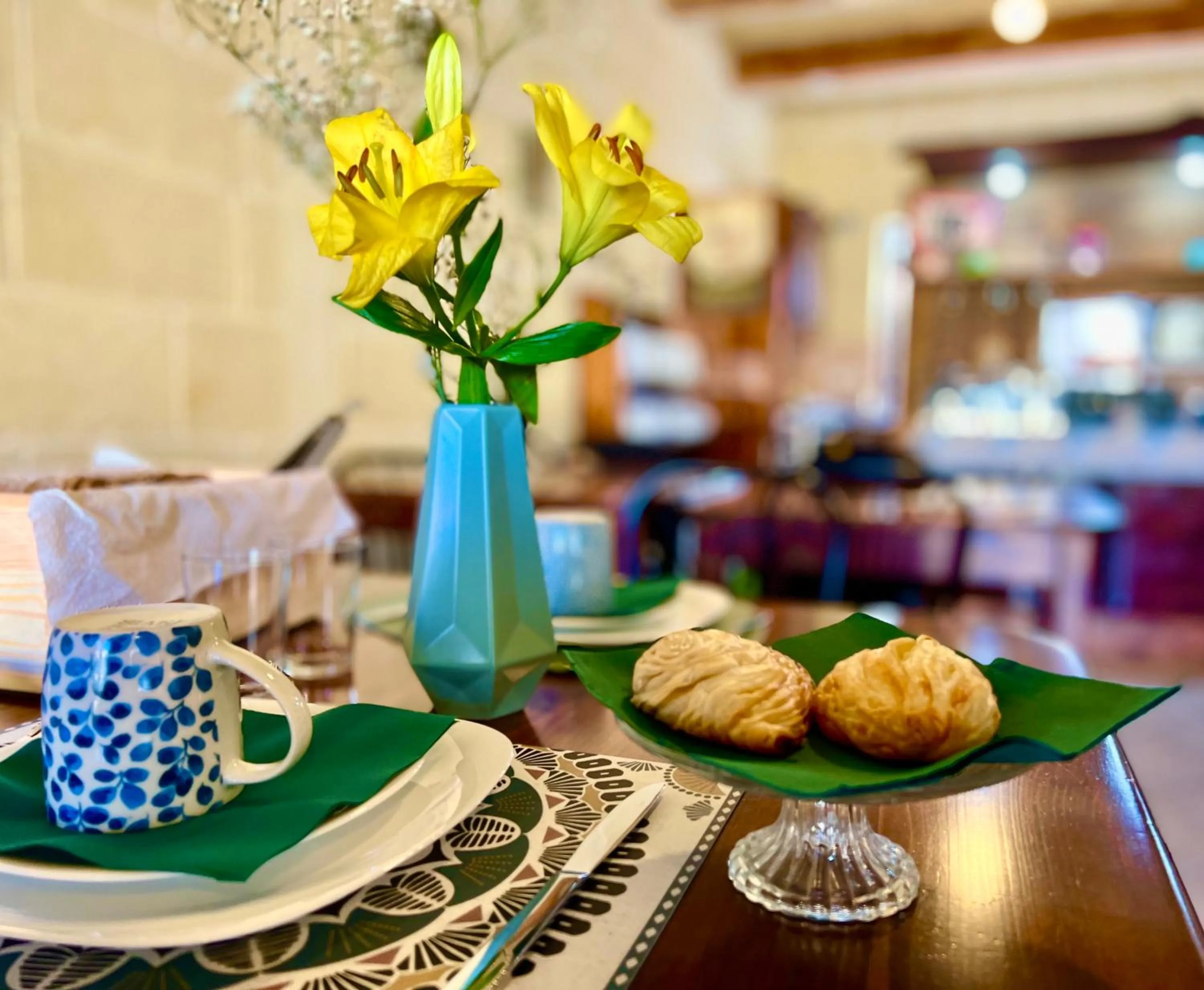 Breakfast in Grotto's Paradise B&B