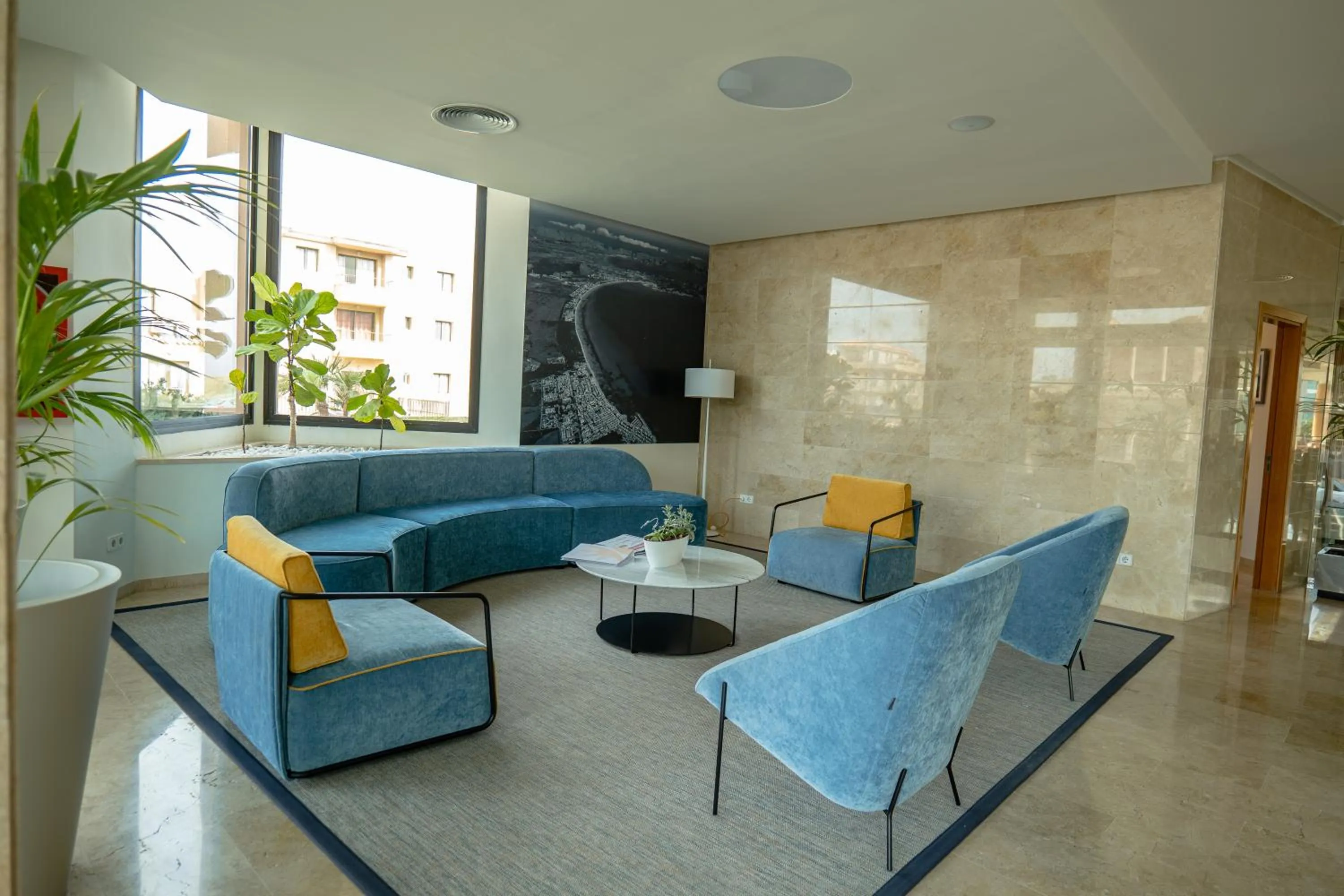 Lobby or reception in Aparthotel Dunes Platja