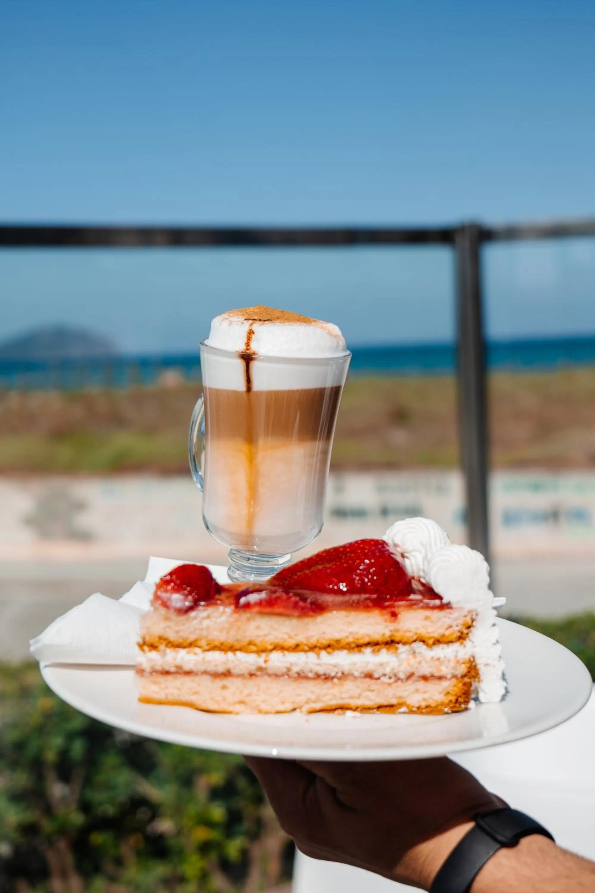 Restaurant/places to eat in Aparthotel Dunes Platja