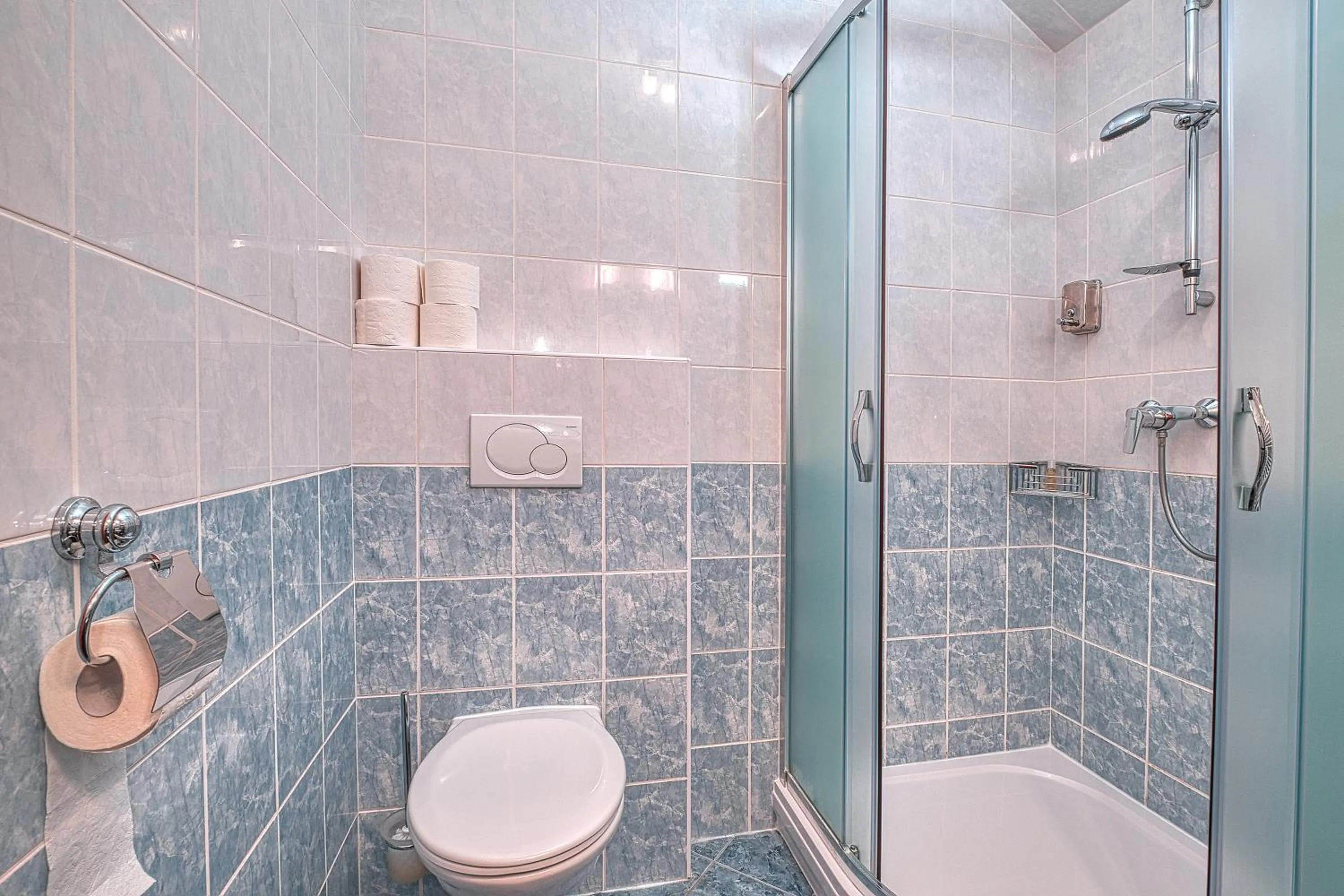 Bathroom in Apartments White - Hill