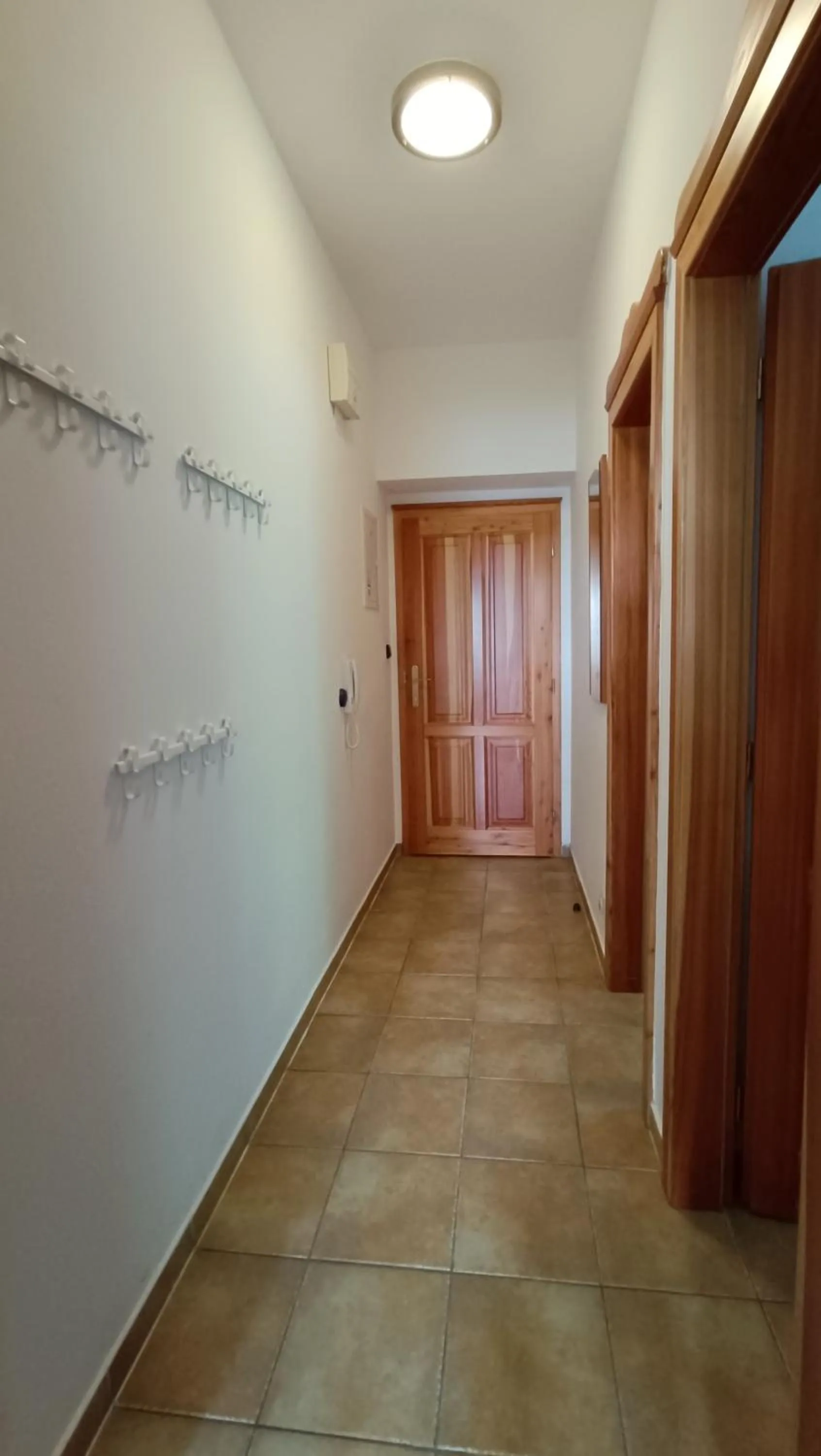 Photo of the whole room in Apartments White - Hill