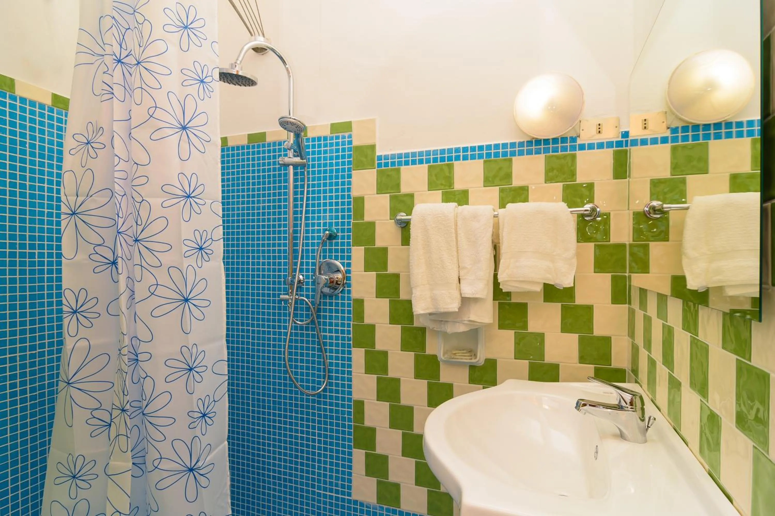 Bathroom in Hotel Riviera