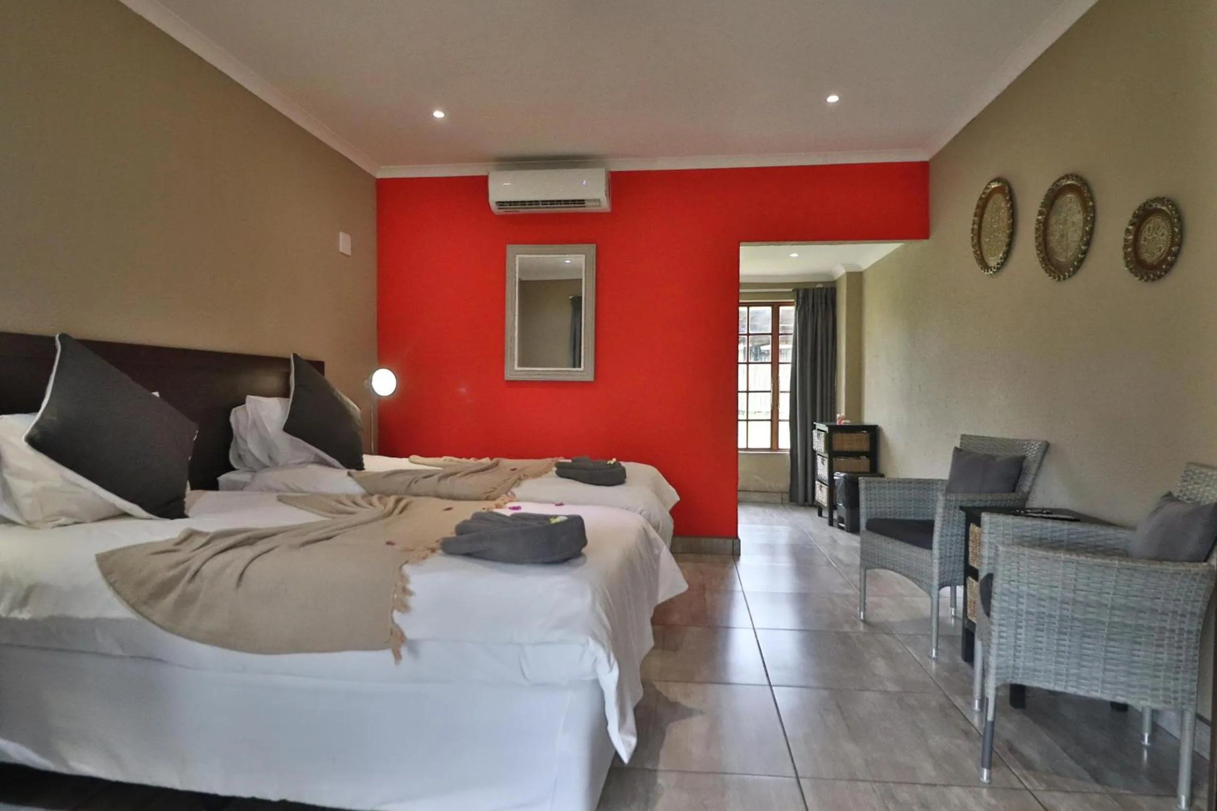 Bedroom, Bed in Kruger View Chalets