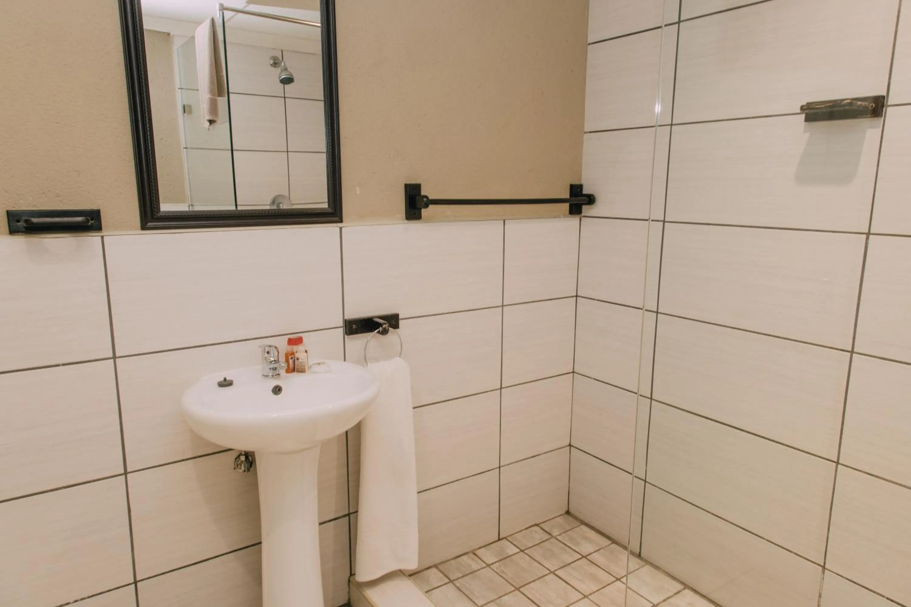 Bathroom in Kruger View Chalets