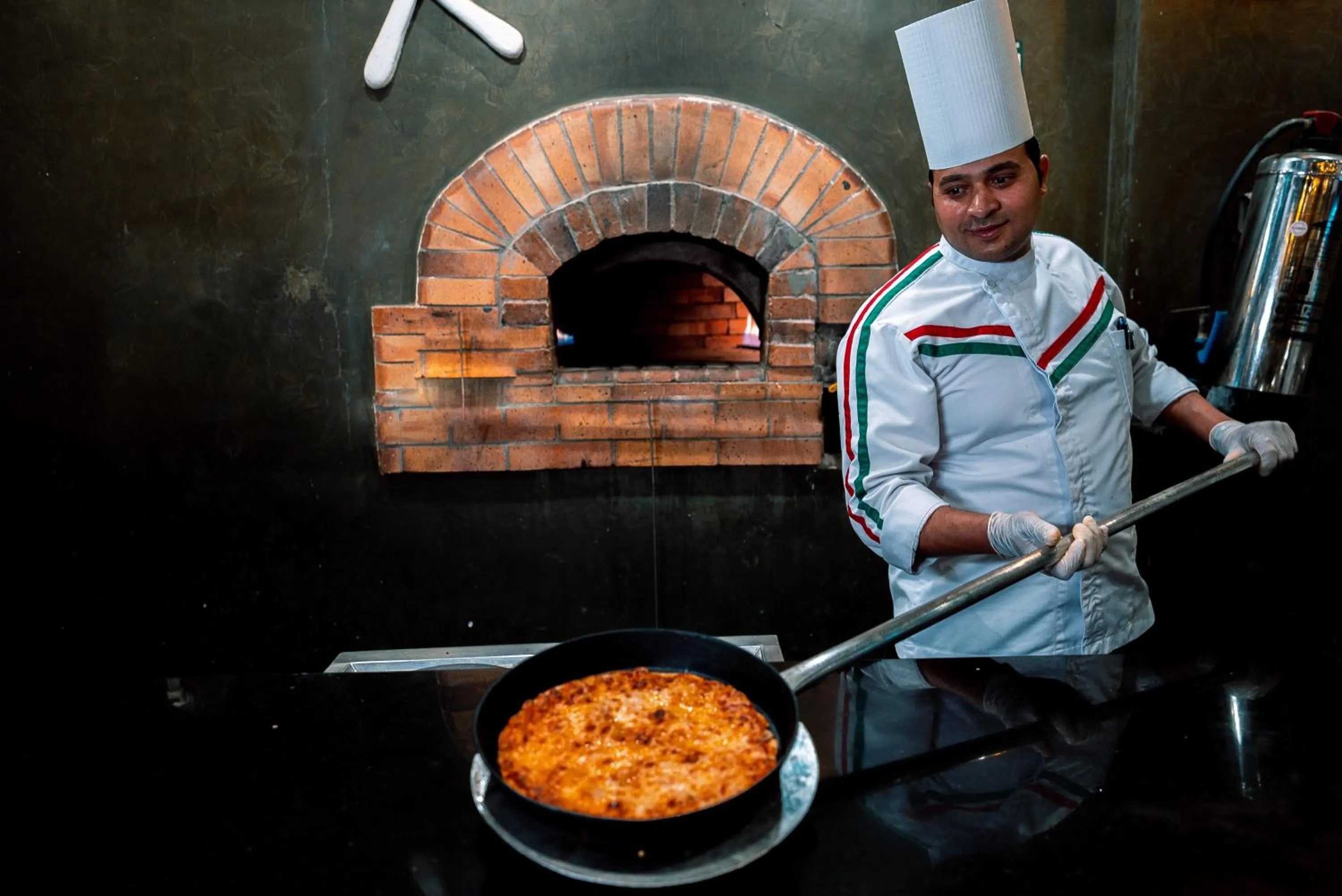 Food and drinks in Aladdin Beach Resort