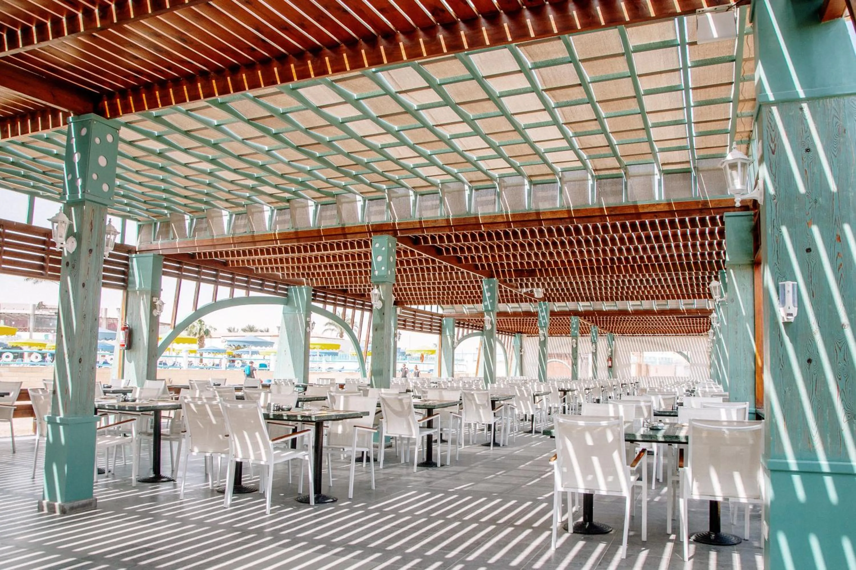 Restaurant/places to eat in Aladdin Beach Resort