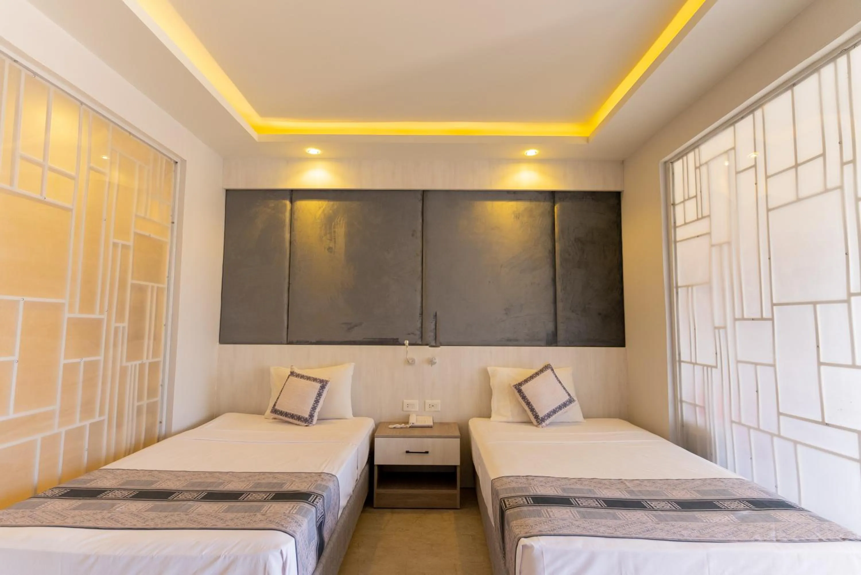 Photo of the whole room, Bed in Aladdin Beach Resort