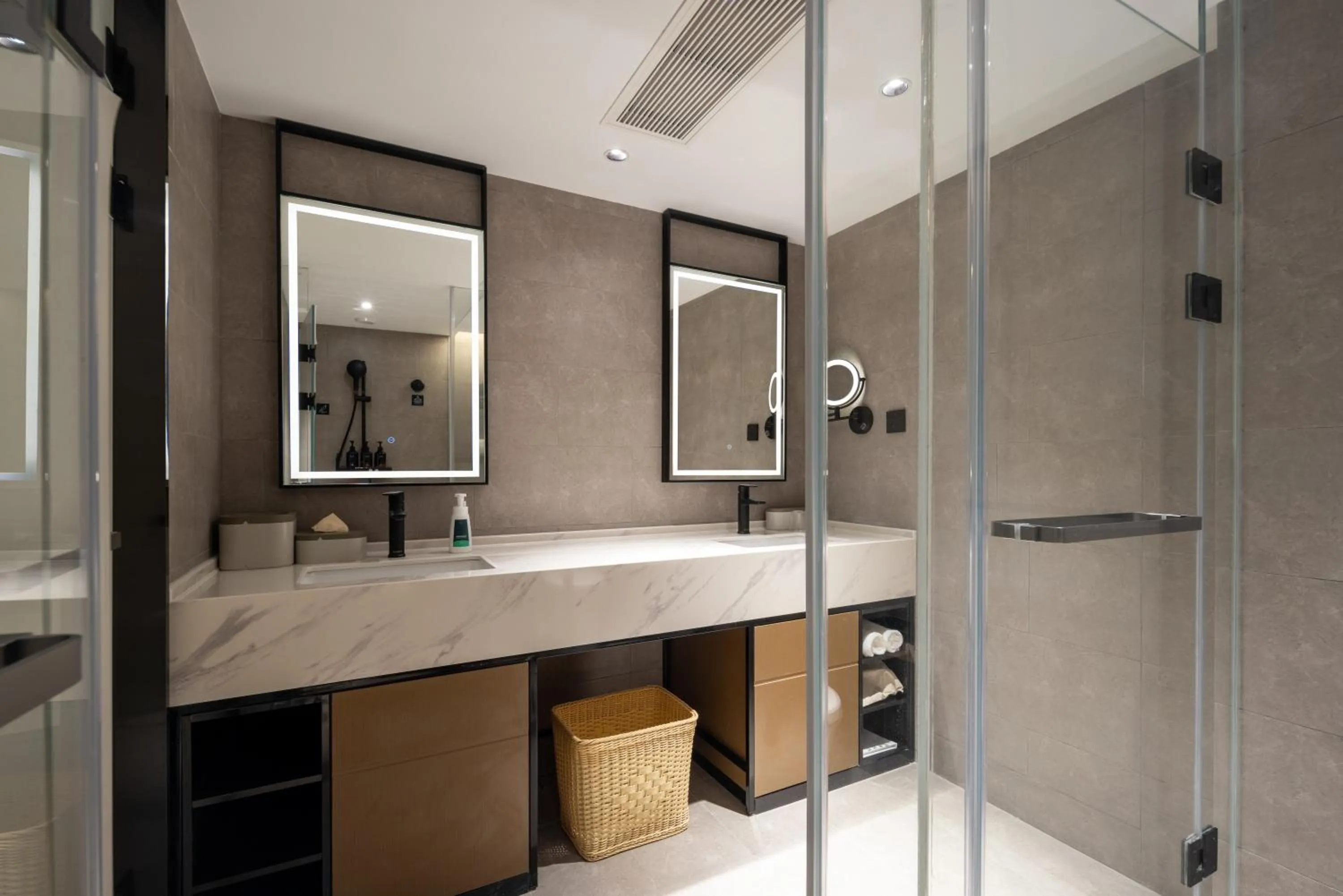 Atour Hotel Hangzhou Hubin Pinghai Road