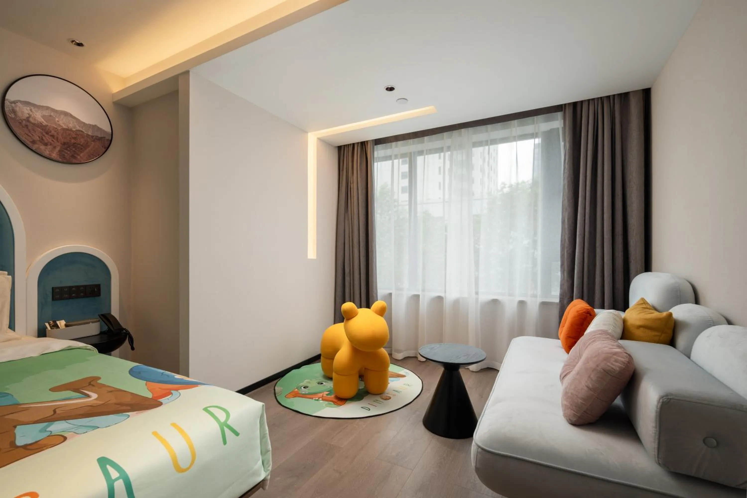 Bed in Atour Hotel Hangzhou Hubin Pinghai Road