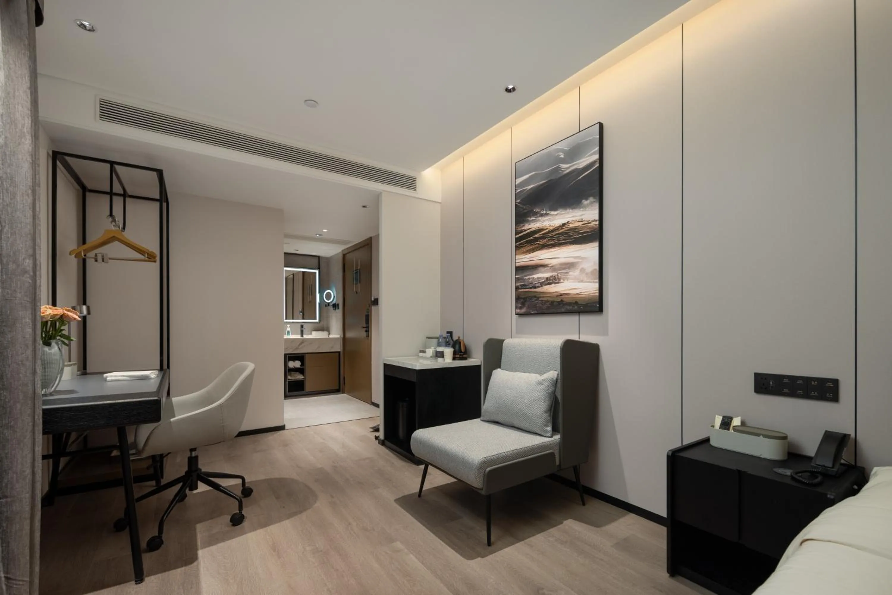 Atour Hotel Hangzhou Hubin Pinghai Road