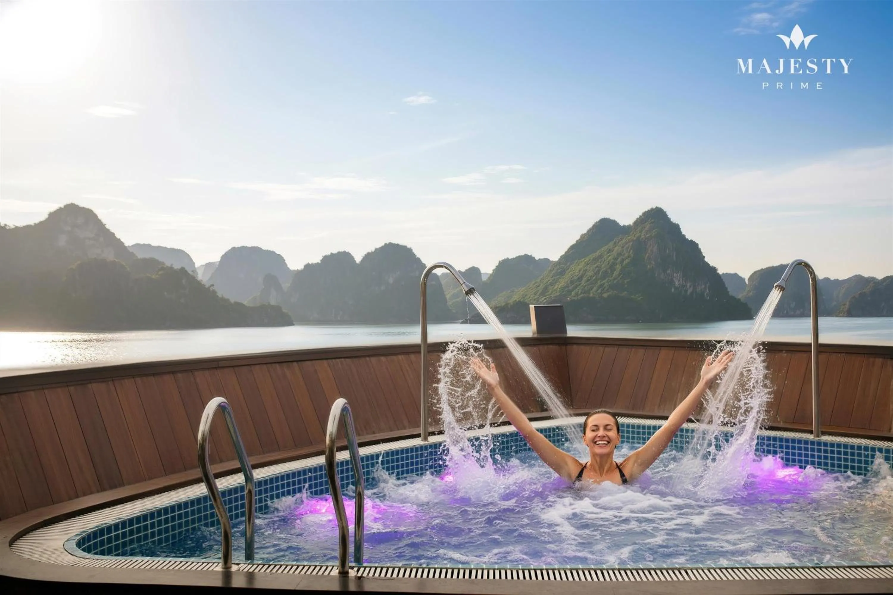 Swimming pool in Majesty Luxury Prime Cruise by Premier Group